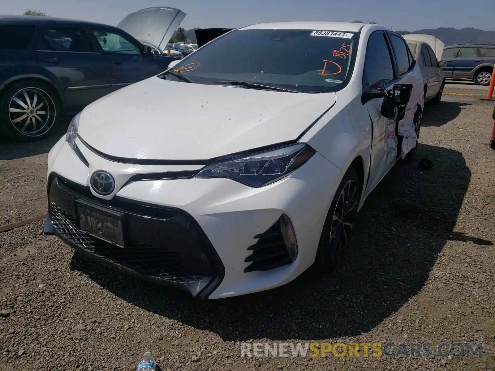 2 Photograph of a damaged car 2T1BURHE3KC200641 TOYOTA COROLLA 2019