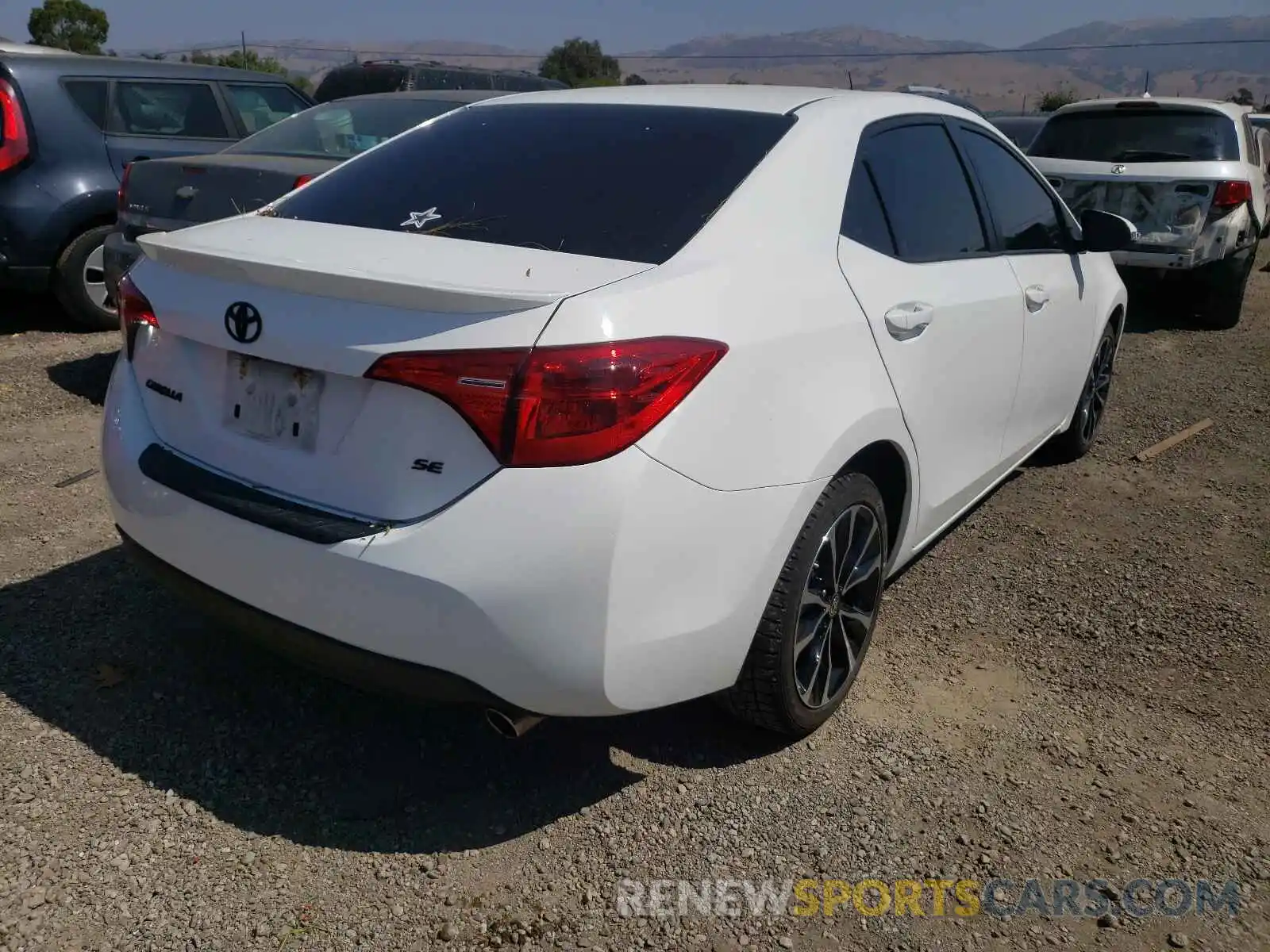 4 Photograph of a damaged car 2T1BURHE3KC200641 TOYOTA COROLLA 2019