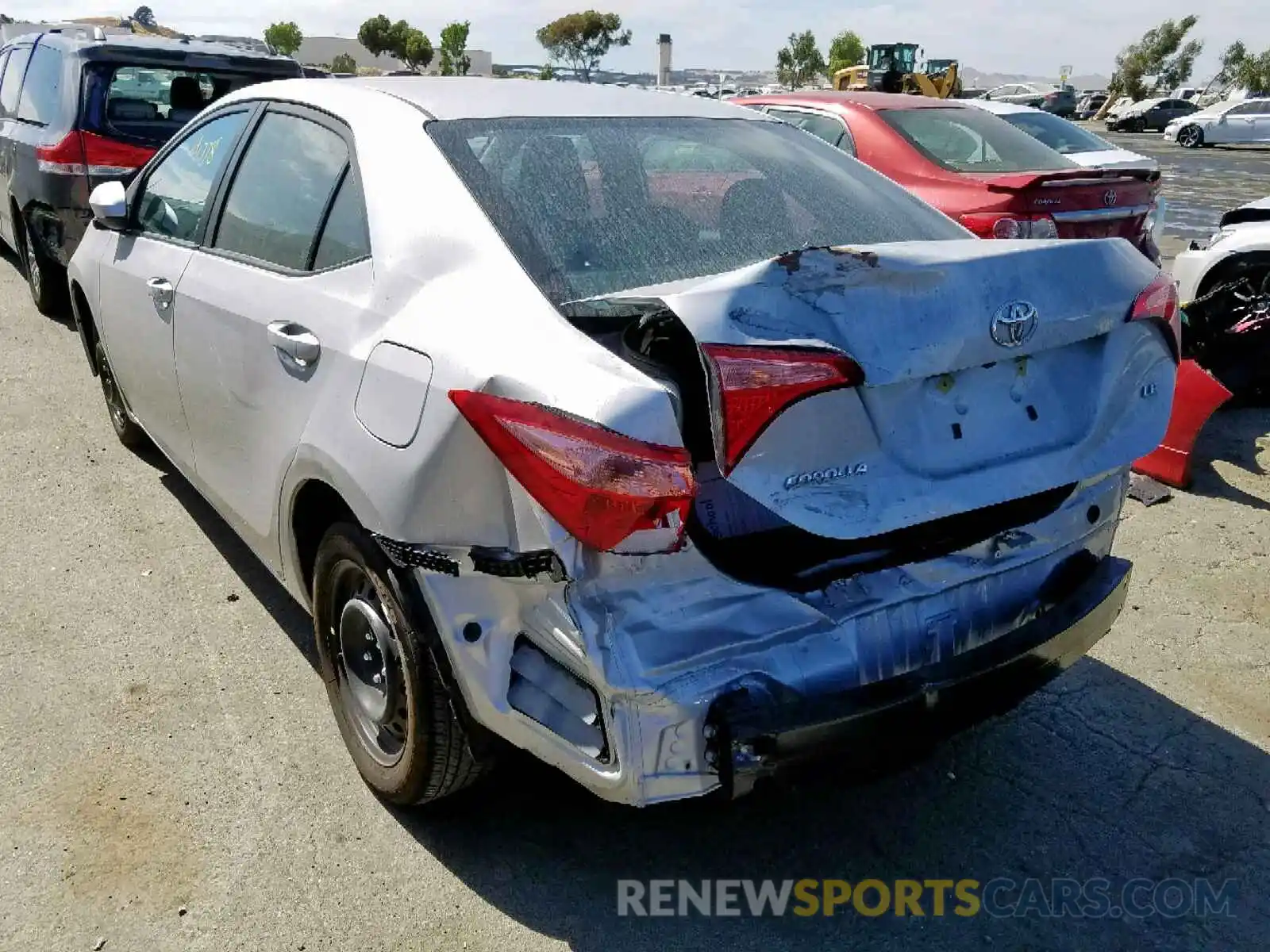 3 Photograph of a damaged car 2T1BURHE3KC200798 TOYOTA COROLLA 2019