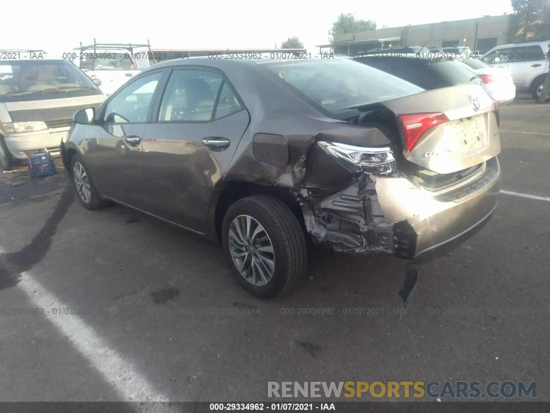 3 Photograph of a damaged car 2T1BURHE3KC201689 TOYOTA COROLLA 2019