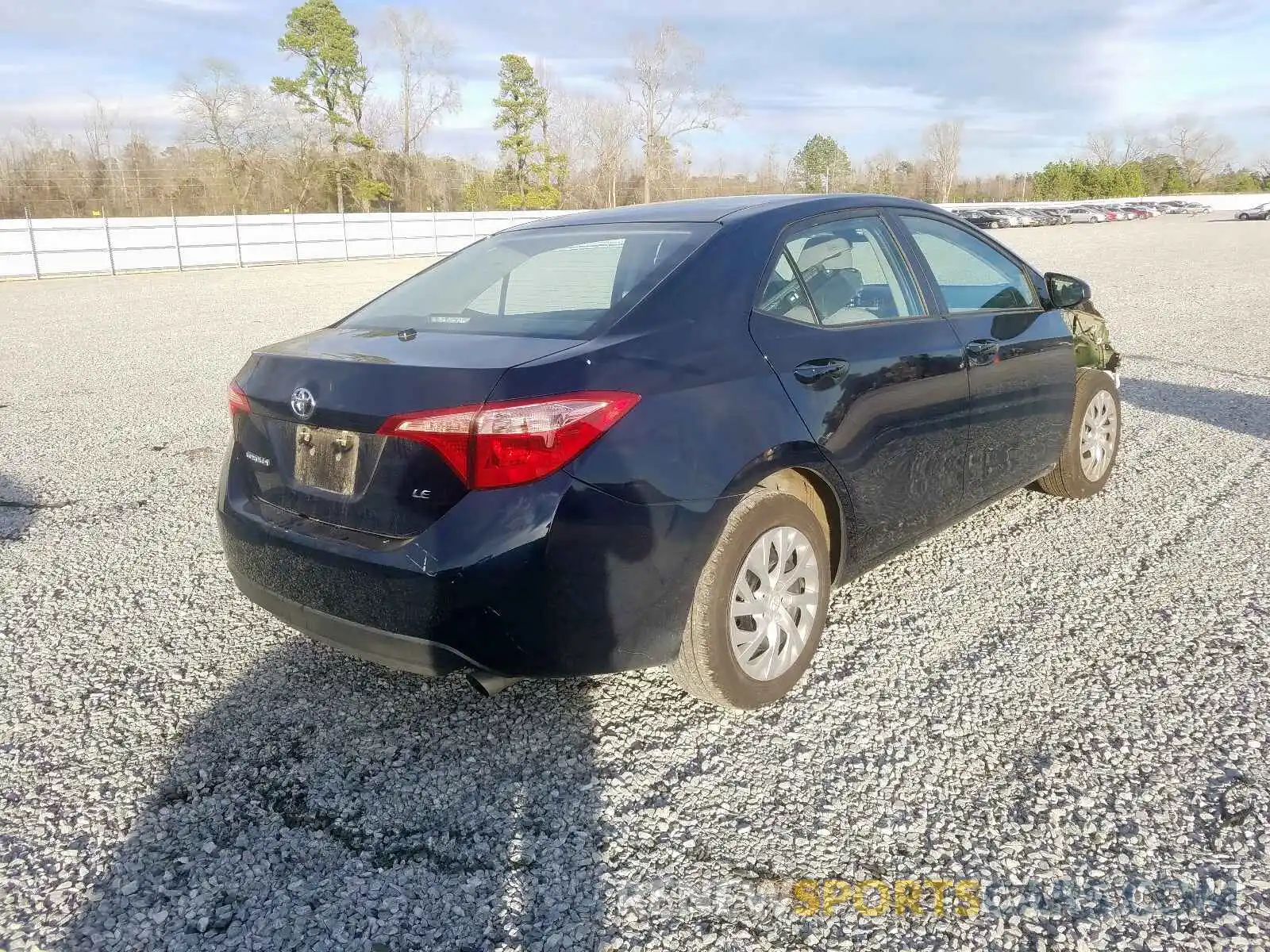 4 Photograph of a damaged car 2T1BURHE3KC201871 TOYOTA COROLLA 2019