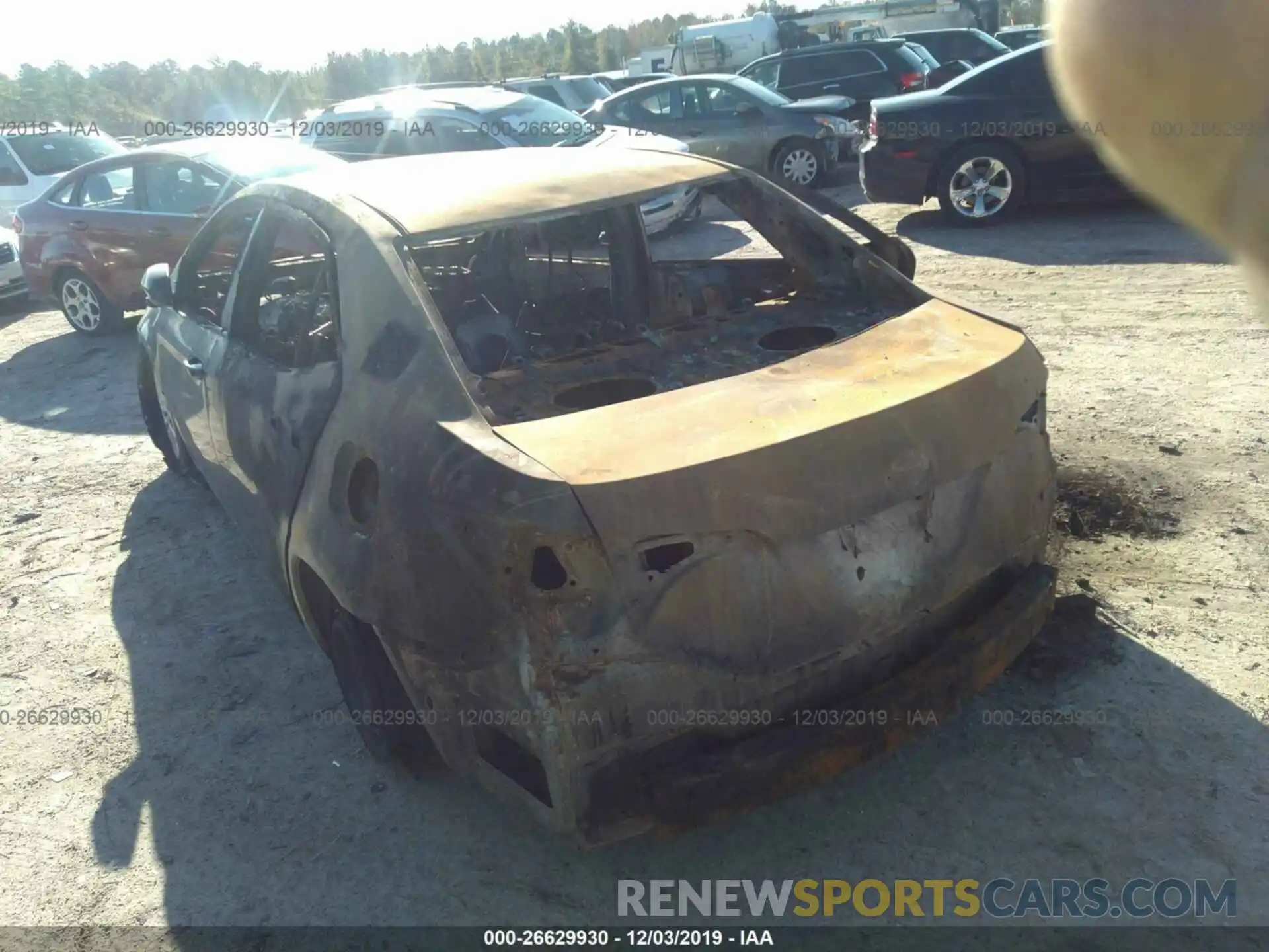 3 Photograph of a damaged car 2T1BURHE3KC202065 TOYOTA COROLLA 2019