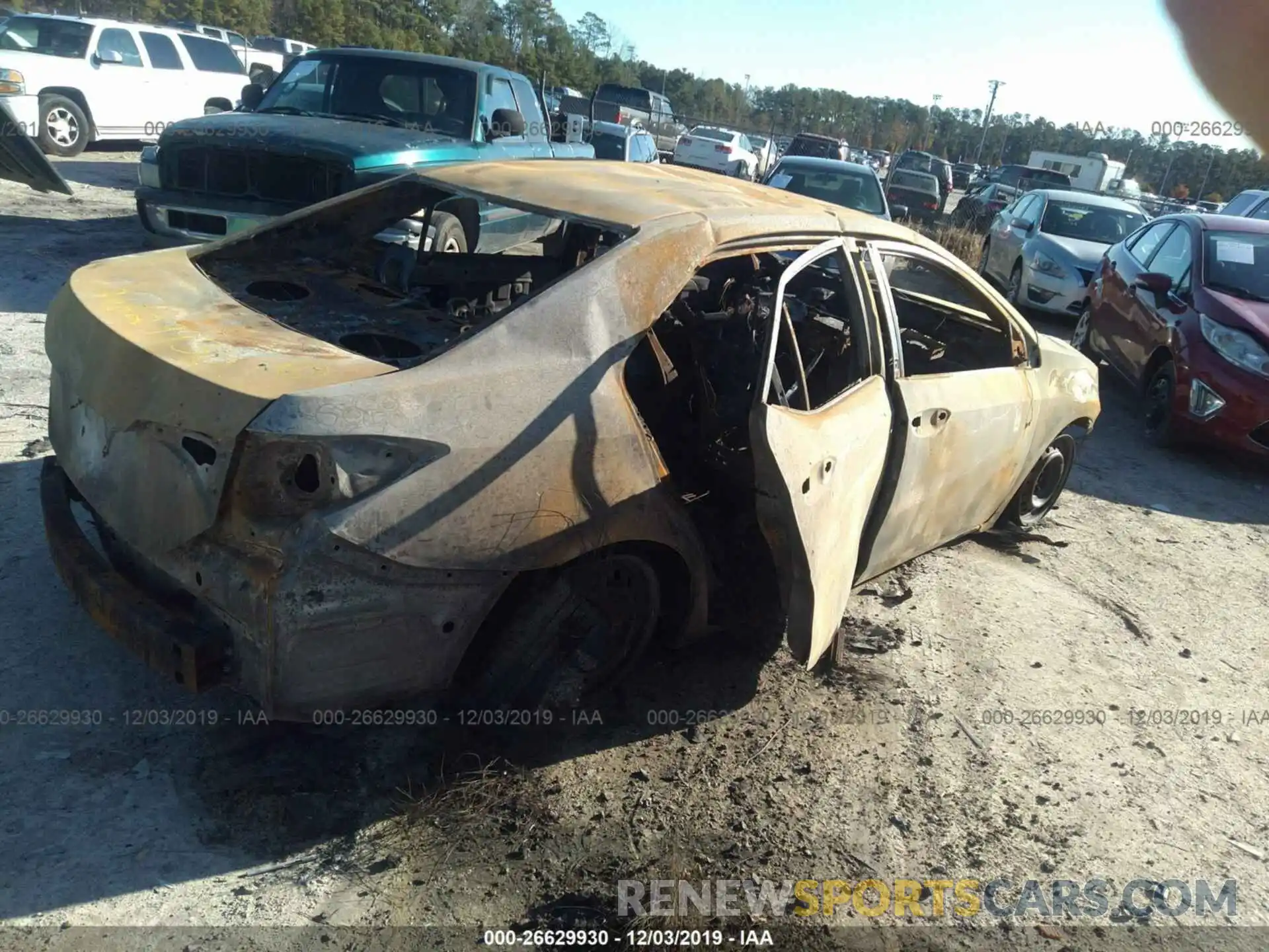 4 Photograph of a damaged car 2T1BURHE3KC202065 TOYOTA COROLLA 2019