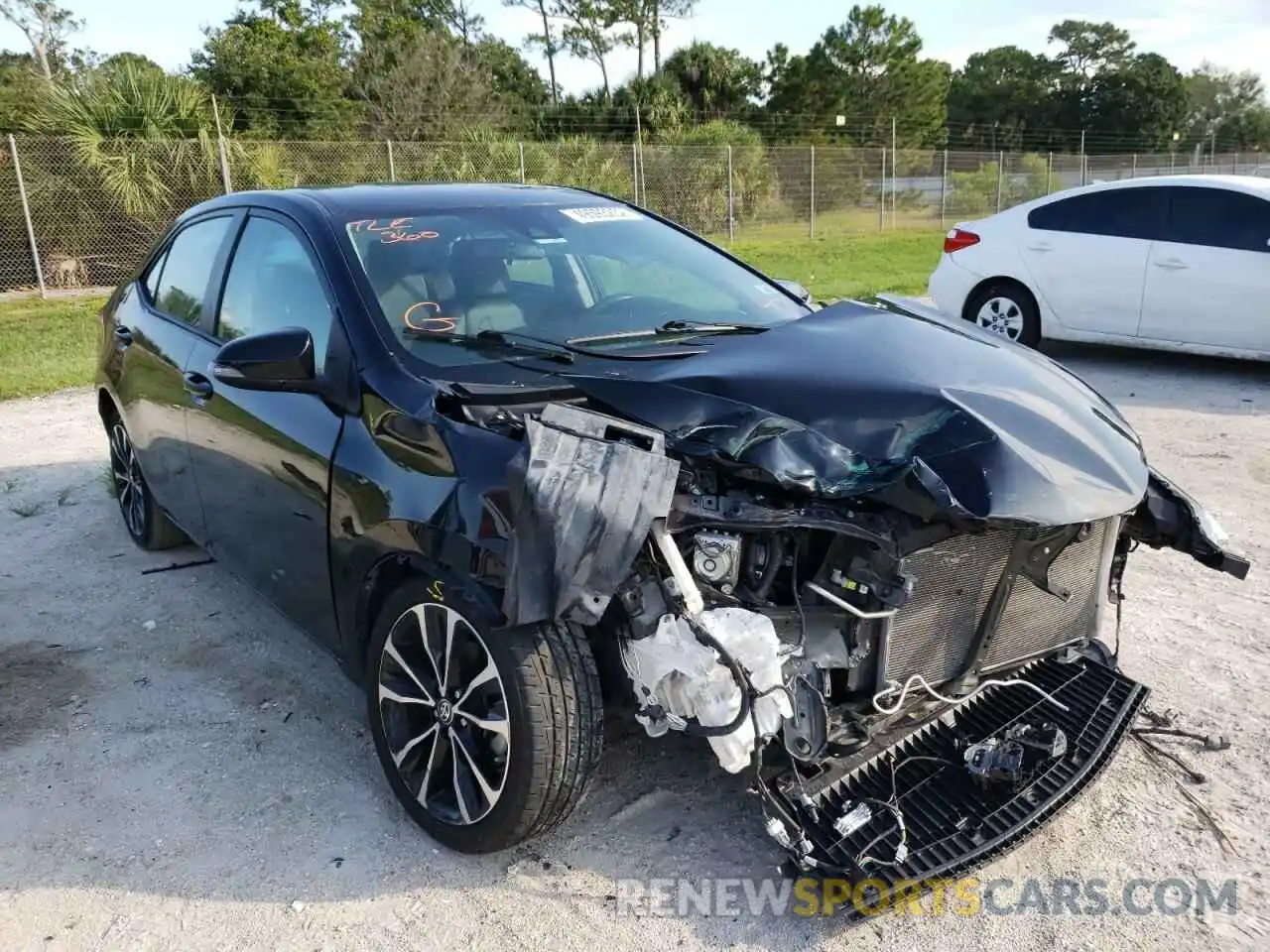 1 Photograph of a damaged car 2T1BURHE3KC202213 TOYOTA COROLLA 2019