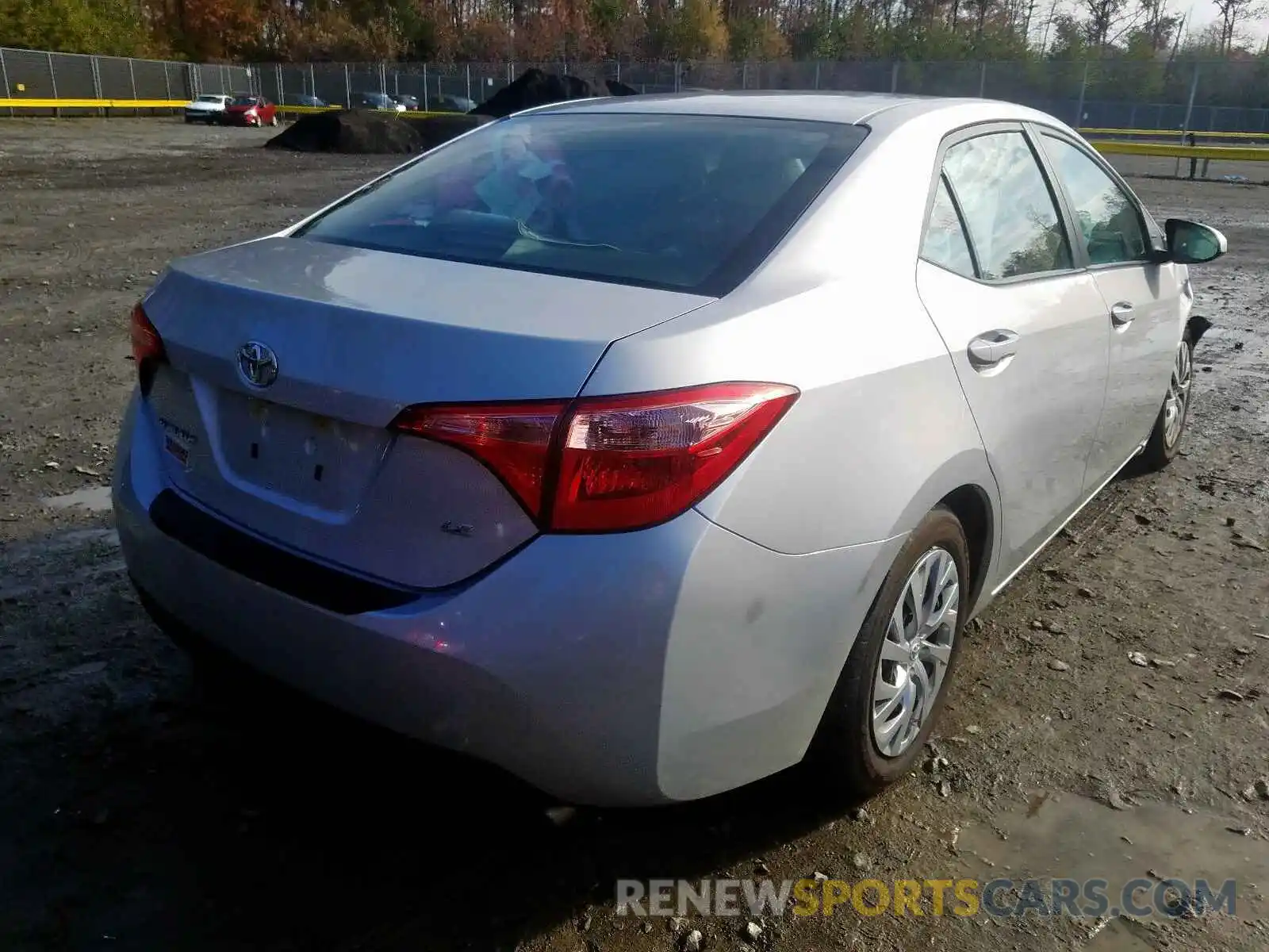 4 Photograph of a damaged car 2T1BURHE3KC202468 TOYOTA COROLLA 2019