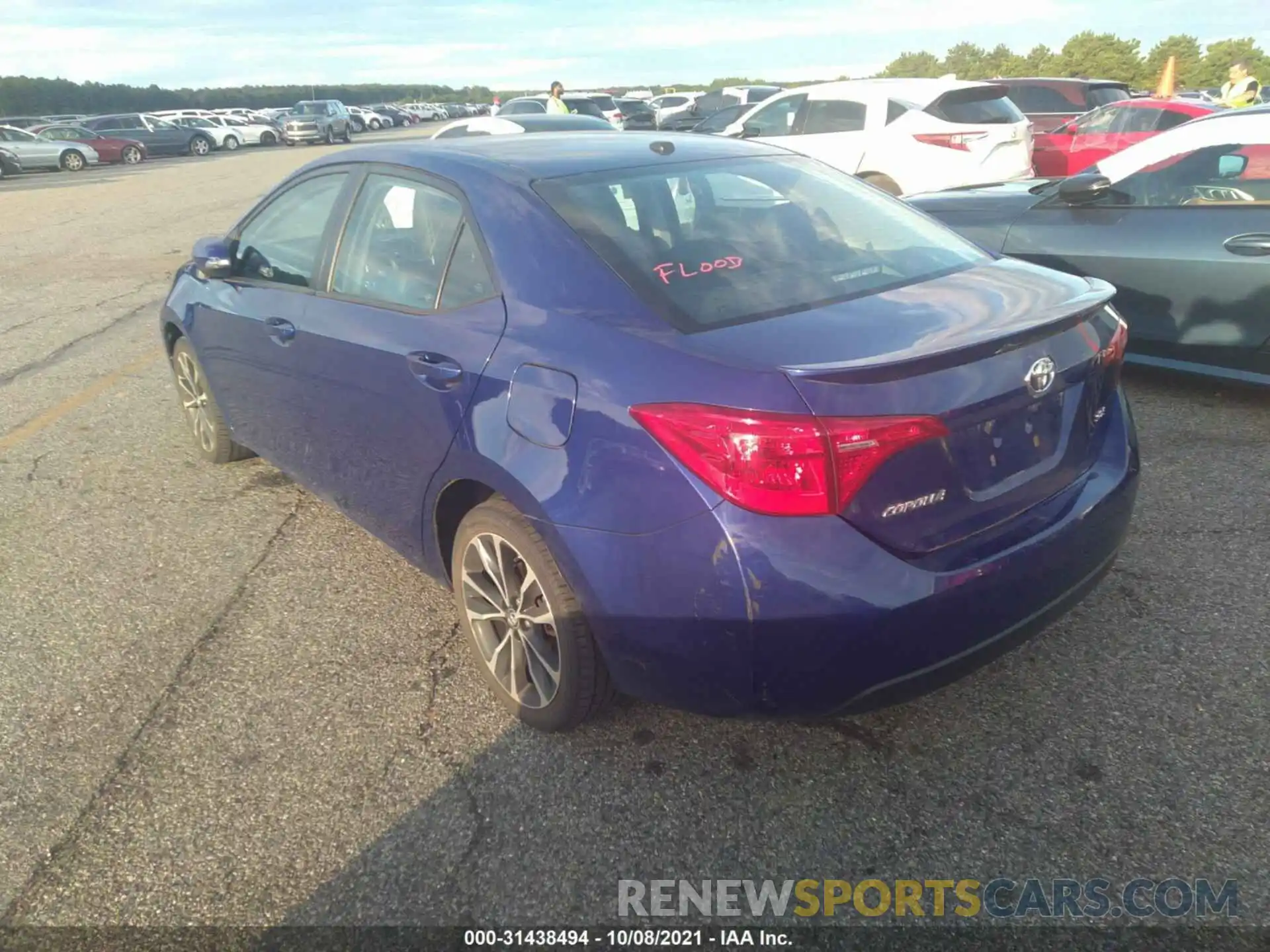 3 Photograph of a damaged car 2T1BURHE3KC202745 TOYOTA COROLLA 2019