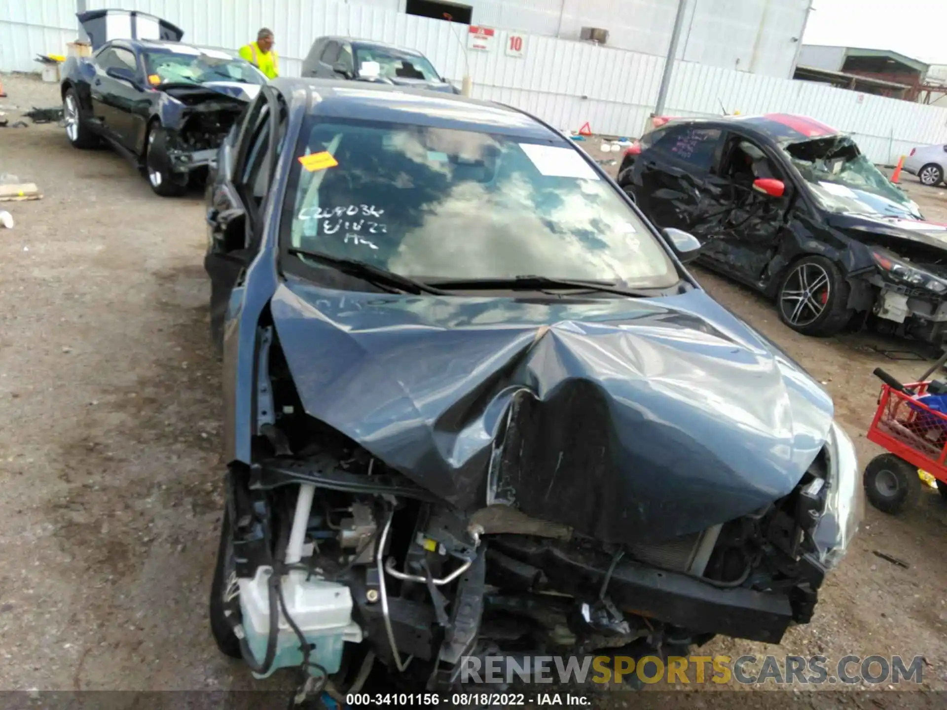 6 Photograph of a damaged car 2T1BURHE3KC203507 TOYOTA COROLLA 2019