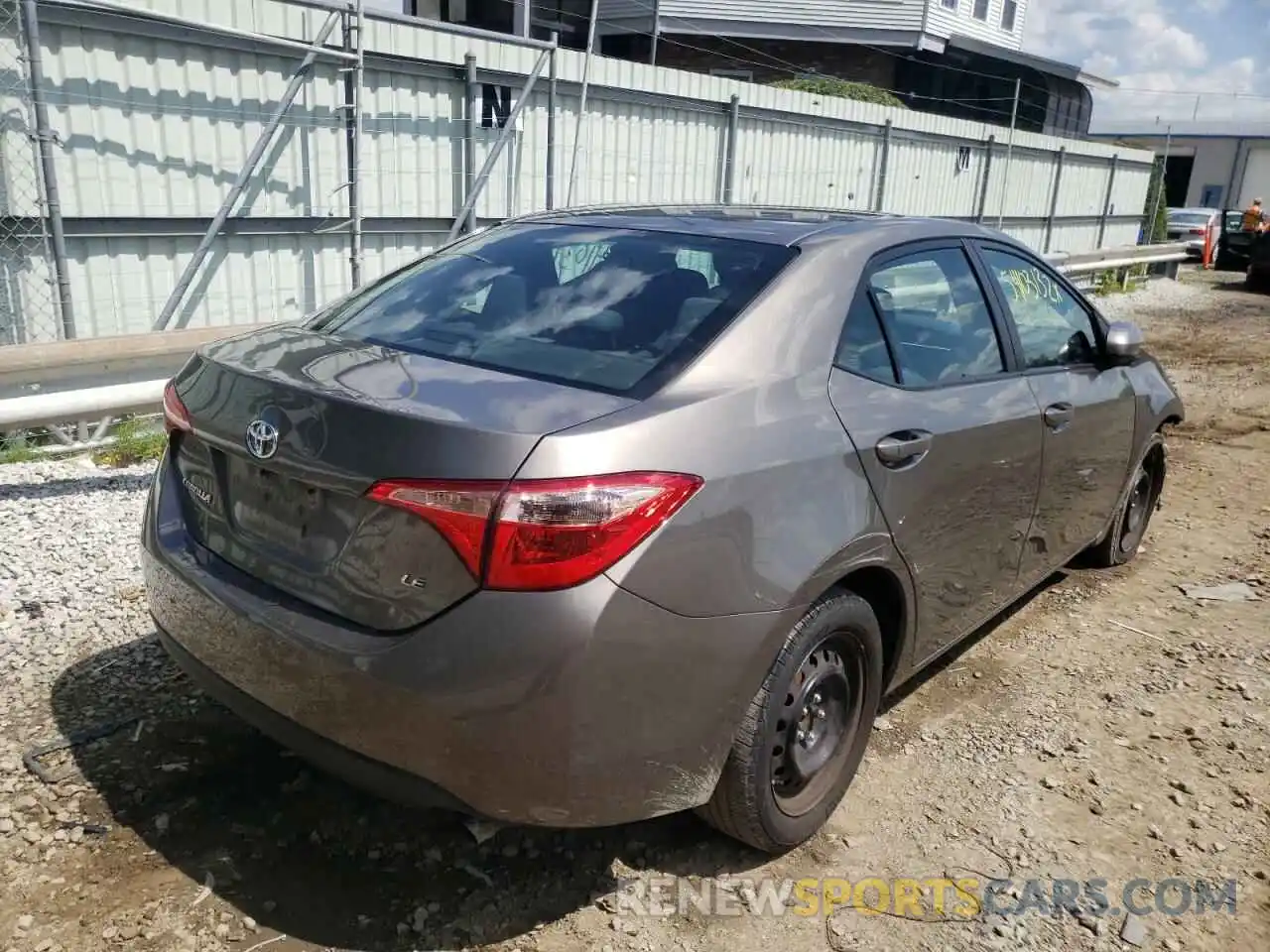 4 Photograph of a damaged car 2T1BURHE3KC204575 TOYOTA COROLLA 2019