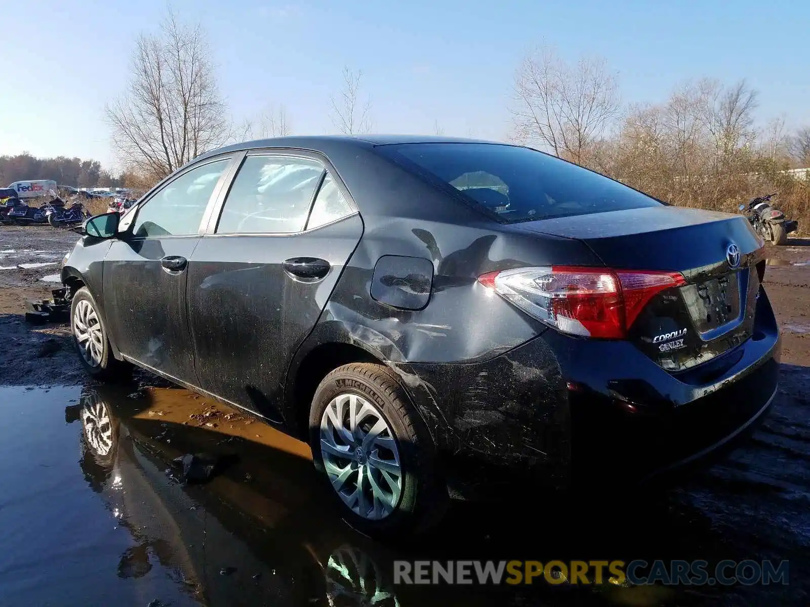 3 Photograph of a damaged car 2T1BURHE3KC205144 TOYOTA COROLLA 2019