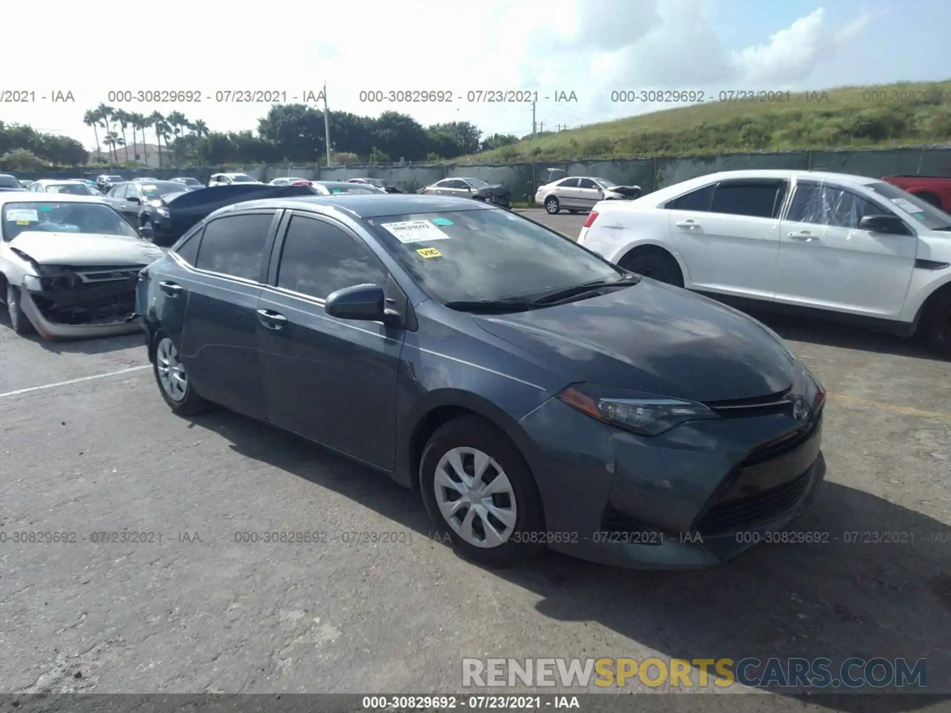 1 Photograph of a damaged car 2T1BURHE3KC209100 TOYOTA COROLLA 2019