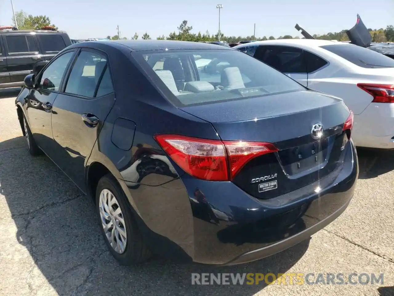 3 Photograph of a damaged car 2T1BURHE3KC209145 TOYOTA COROLLA 2019