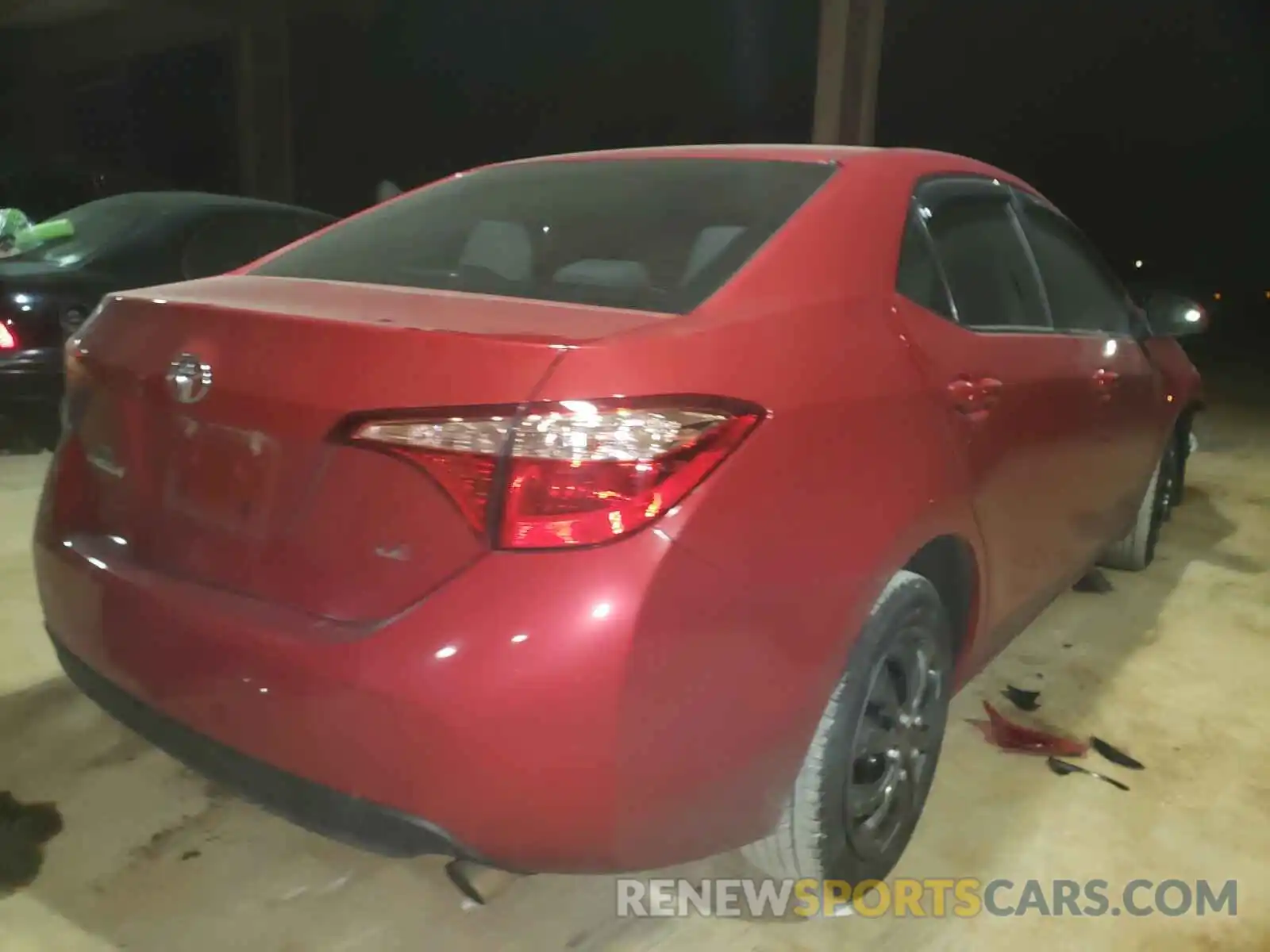 4 Photograph of a damaged car 2T1BURHE3KC210019 TOYOTA COROLLA 2019