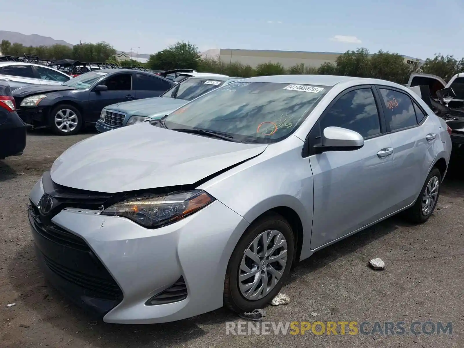 2 Photograph of a damaged car 2T1BURHE3KC210229 TOYOTA COROLLA 2019