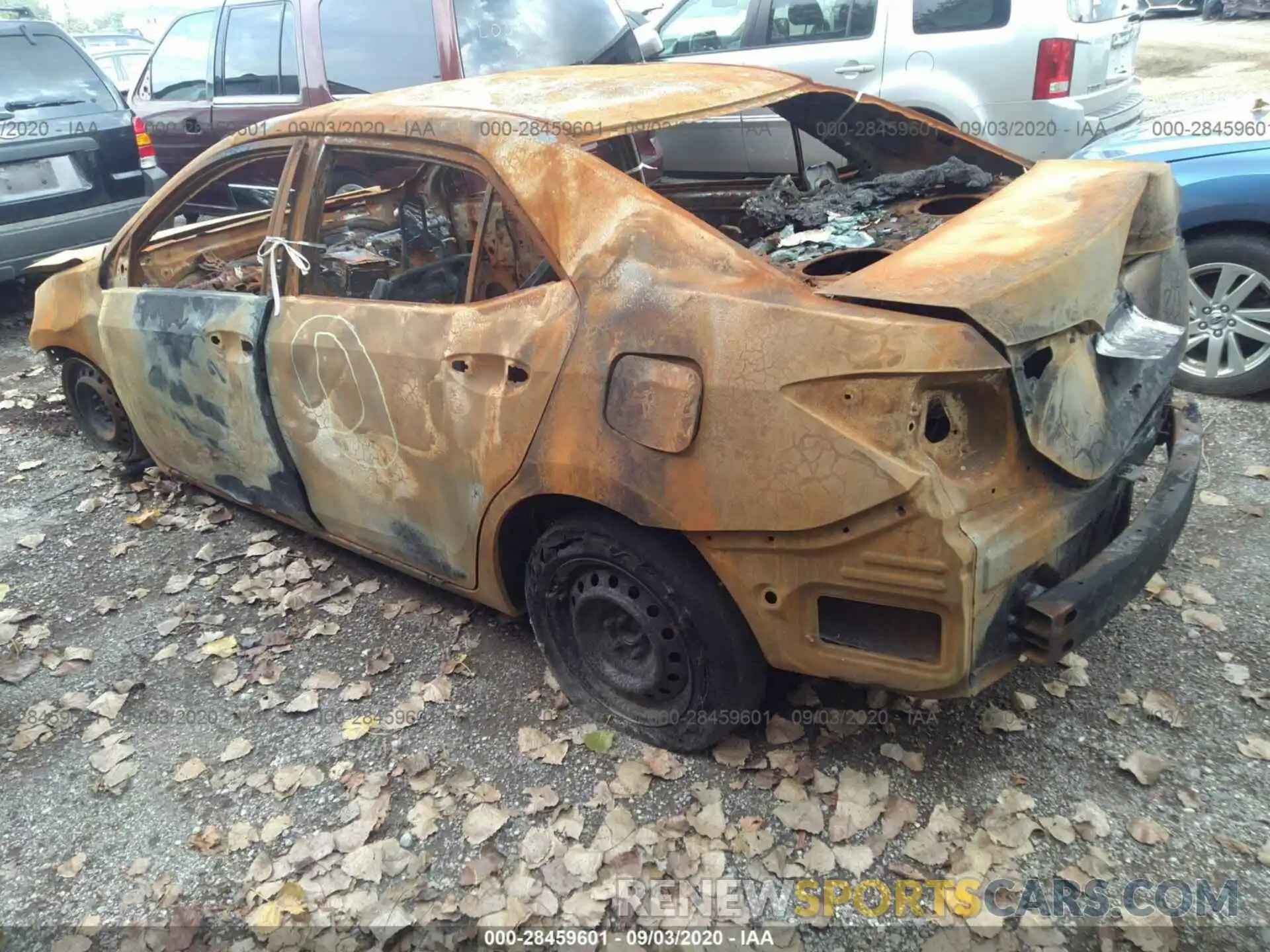 3 Photograph of a damaged car 2T1BURHE3KC210912 TOYOTA COROLLA 2019