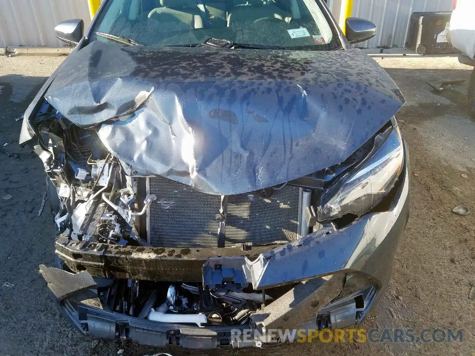 9 Photograph of a damaged car 2T1BURHE3KC211140 TOYOTA COROLLA 2019