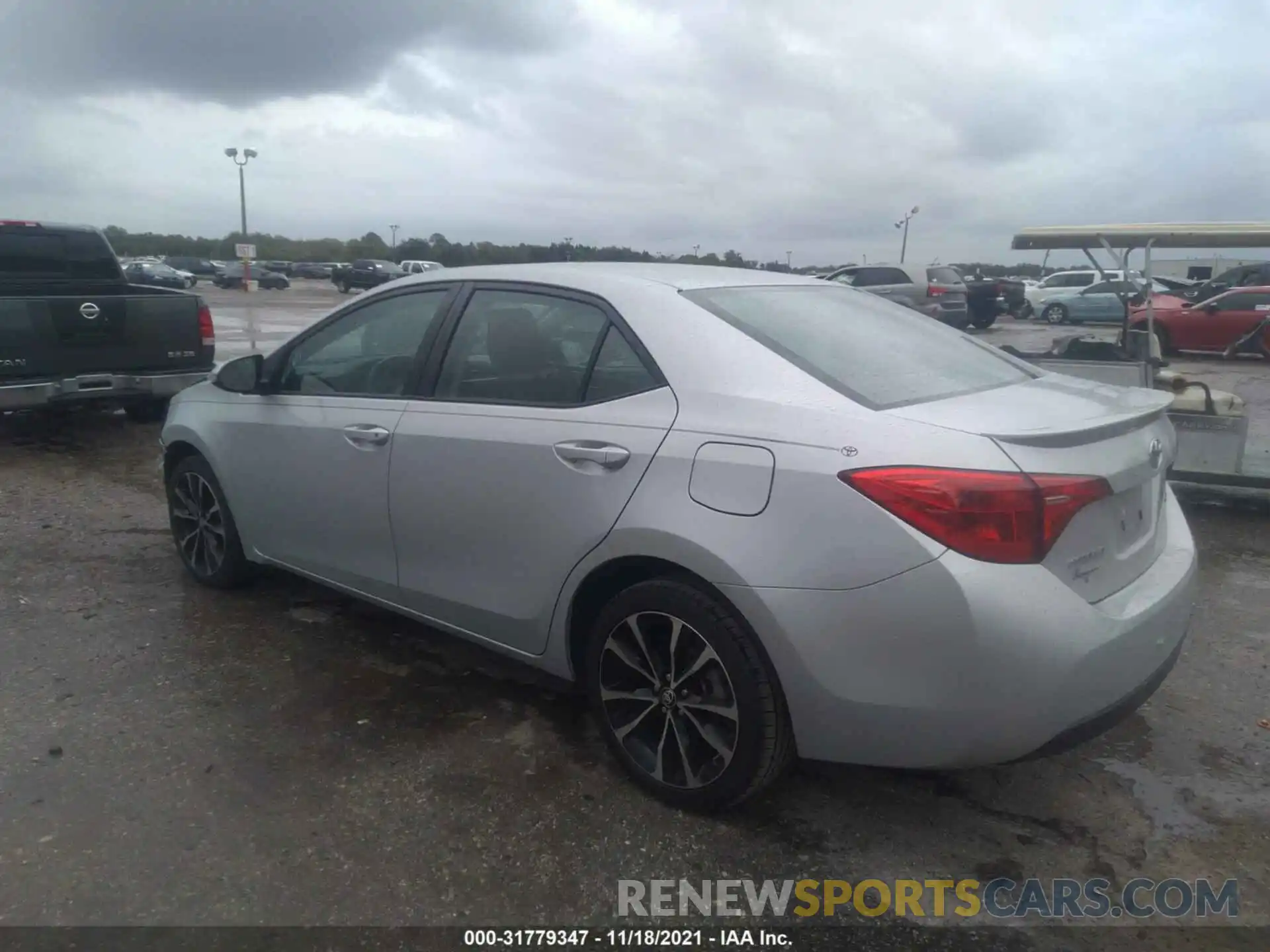 3 Photograph of a damaged car 2T1BURHE3KC211932 TOYOTA COROLLA 2019