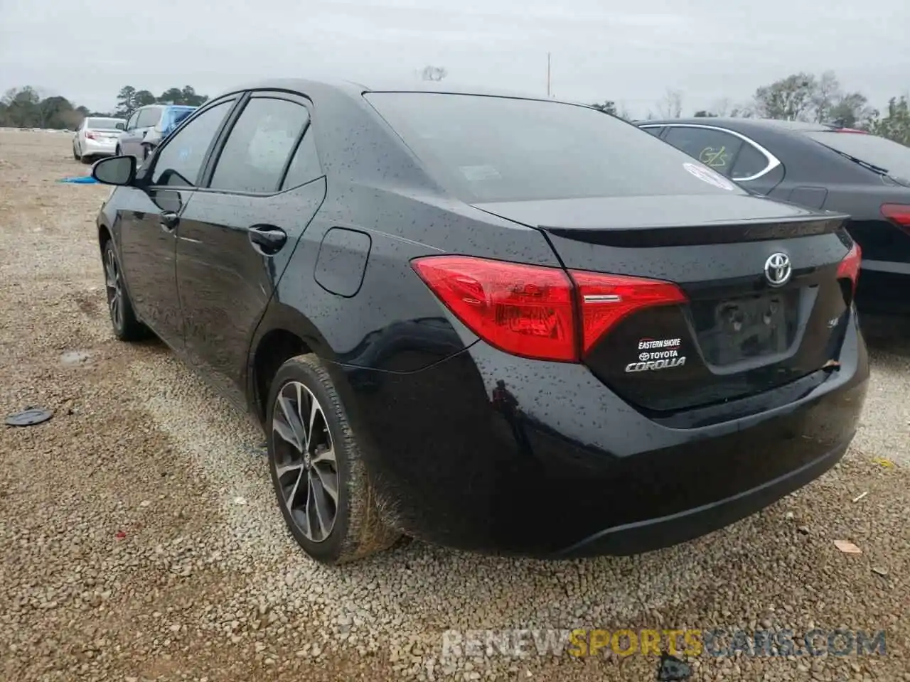 3 Photograph of a damaged car 2T1BURHE3KC212434 TOYOTA COROLLA 2019