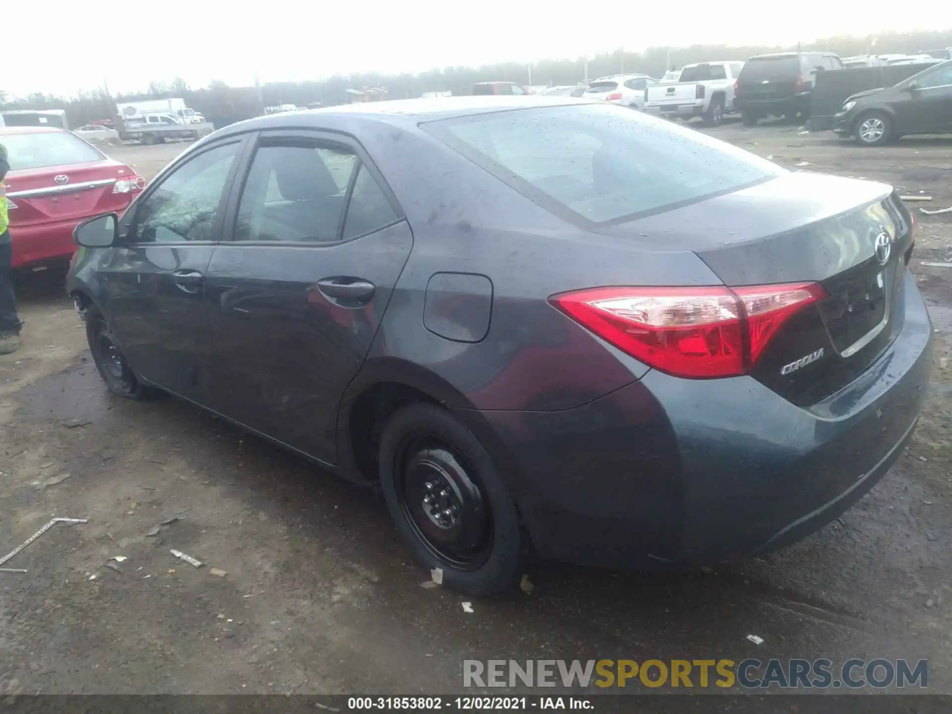 3 Photograph of a damaged car 2T1BURHE3KC213888 TOYOTA COROLLA 2019