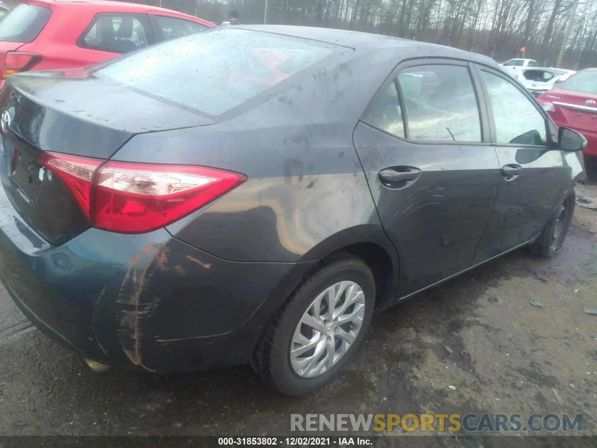 4 Photograph of a damaged car 2T1BURHE3KC213888 TOYOTA COROLLA 2019