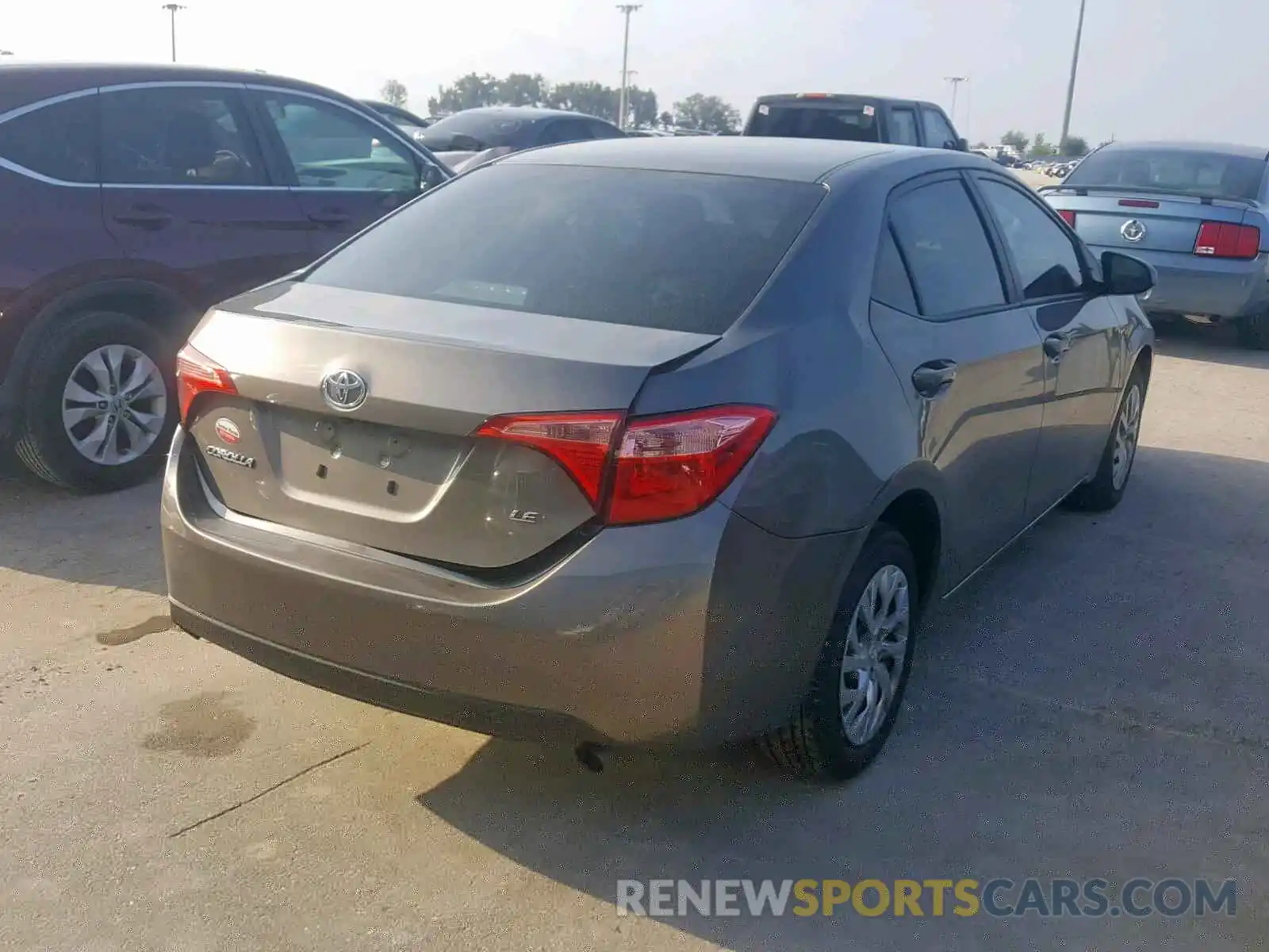 4 Photograph of a damaged car 2T1BURHE3KC214409 TOYOTA COROLLA 2019