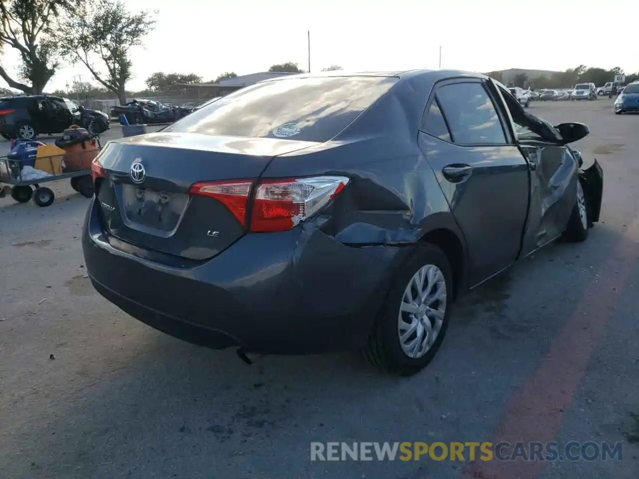 4 Photograph of a damaged car 2T1BURHE3KC214880 TOYOTA COROLLA 2019