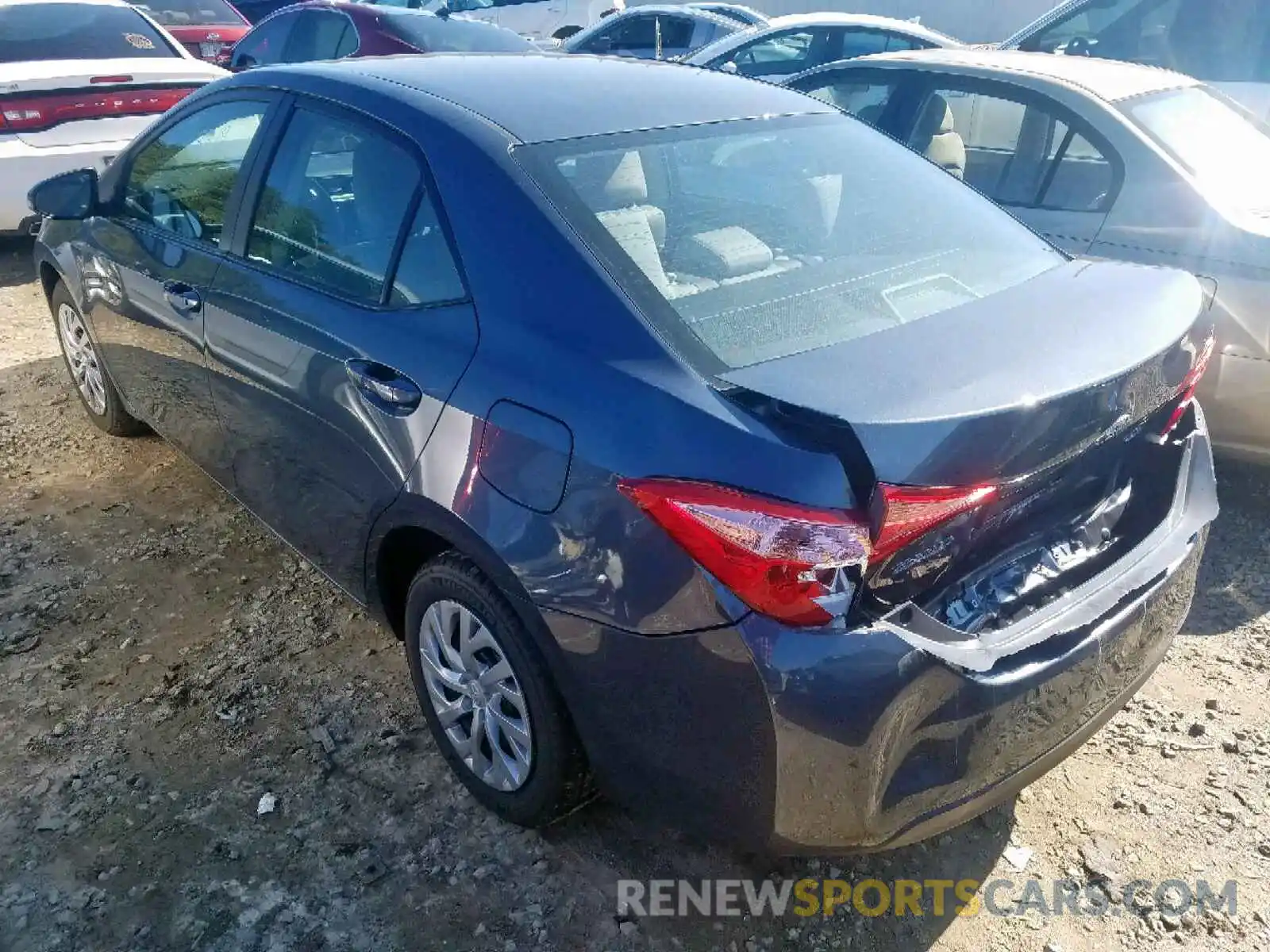 3 Photograph of a damaged car 2T1BURHE3KC214975 TOYOTA COROLLA 2019