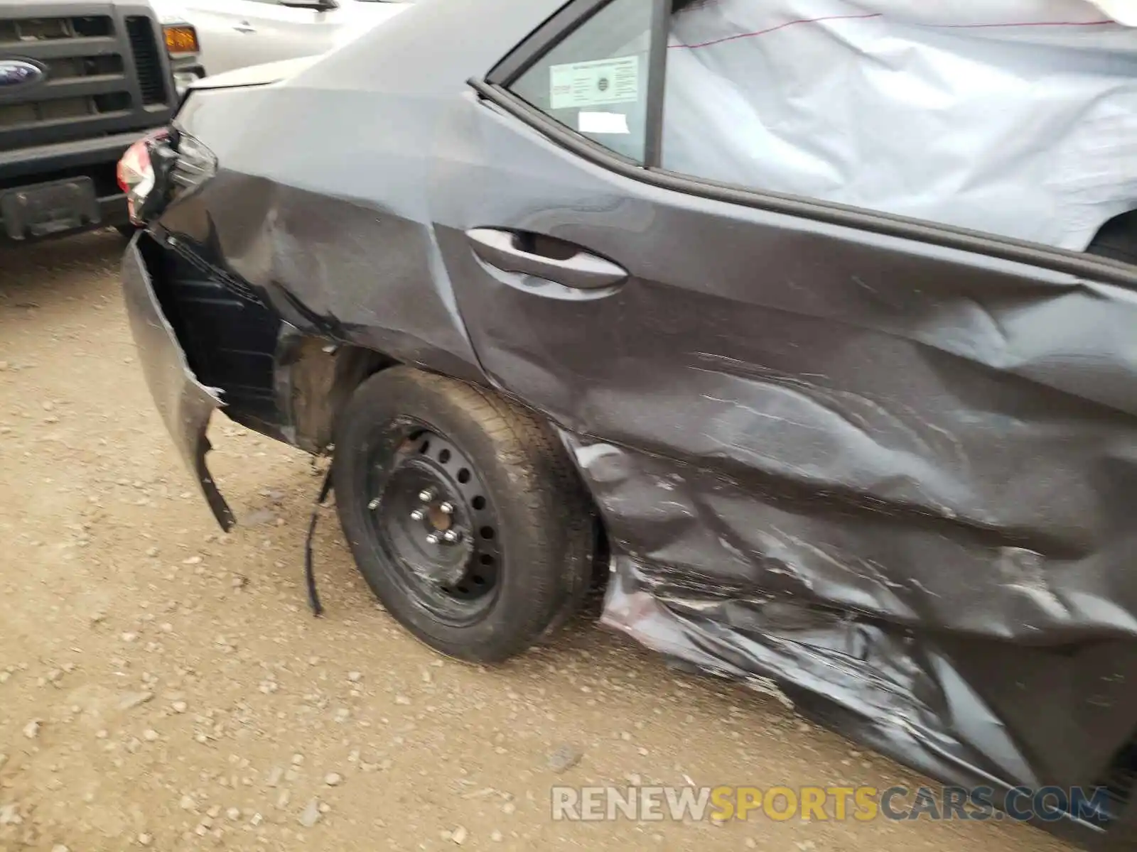 9 Photograph of a damaged car 2T1BURHE3KC215284 TOYOTA COROLLA 2019