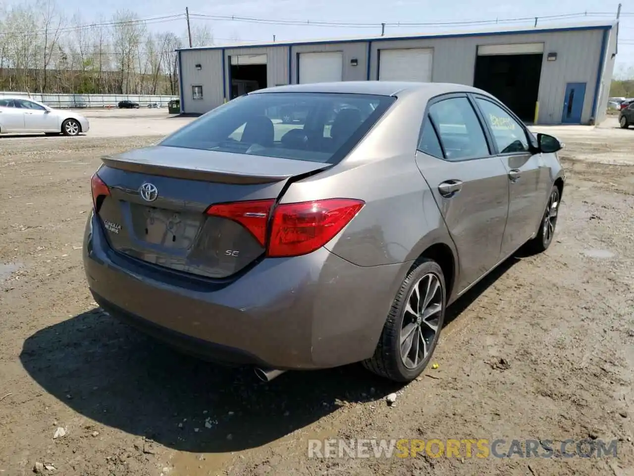 4 Photograph of a damaged car 2T1BURHE3KC215348 TOYOTA COROLLA 2019