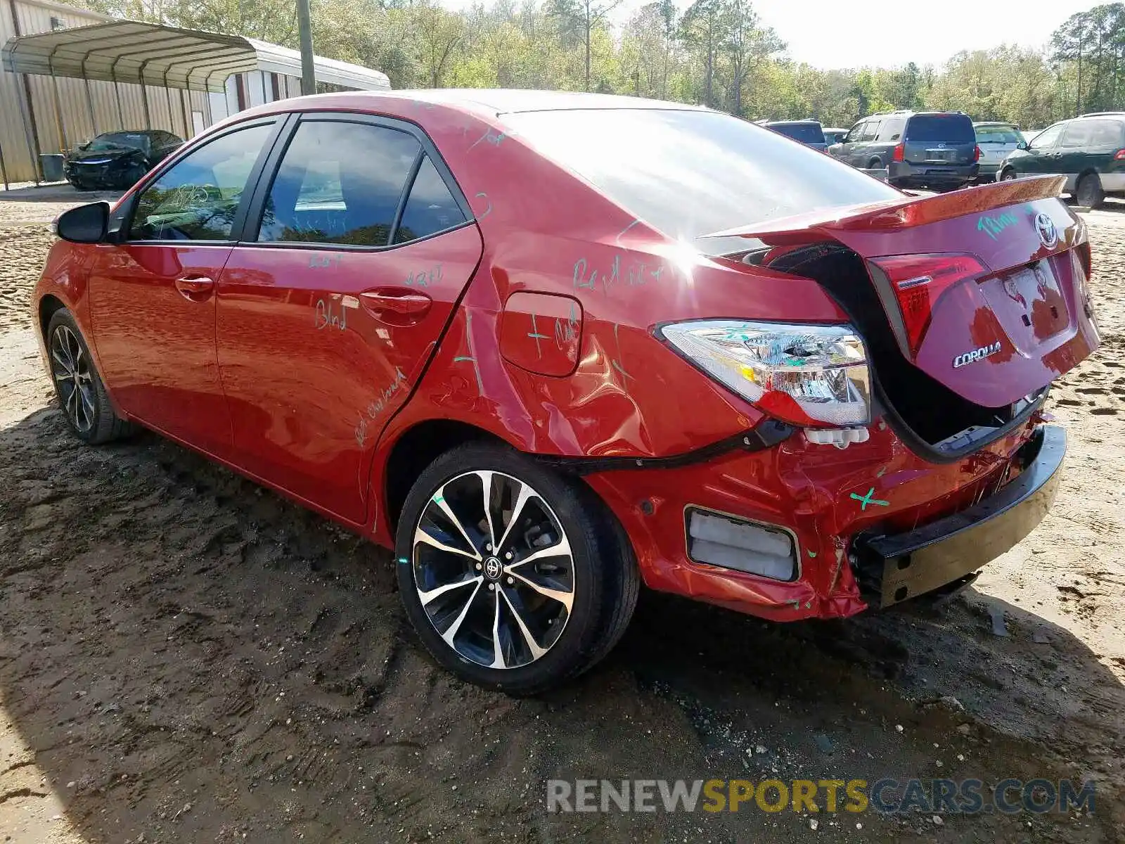 3 Photograph of a damaged car 2T1BURHE3KC216306 TOYOTA COROLLA 2019