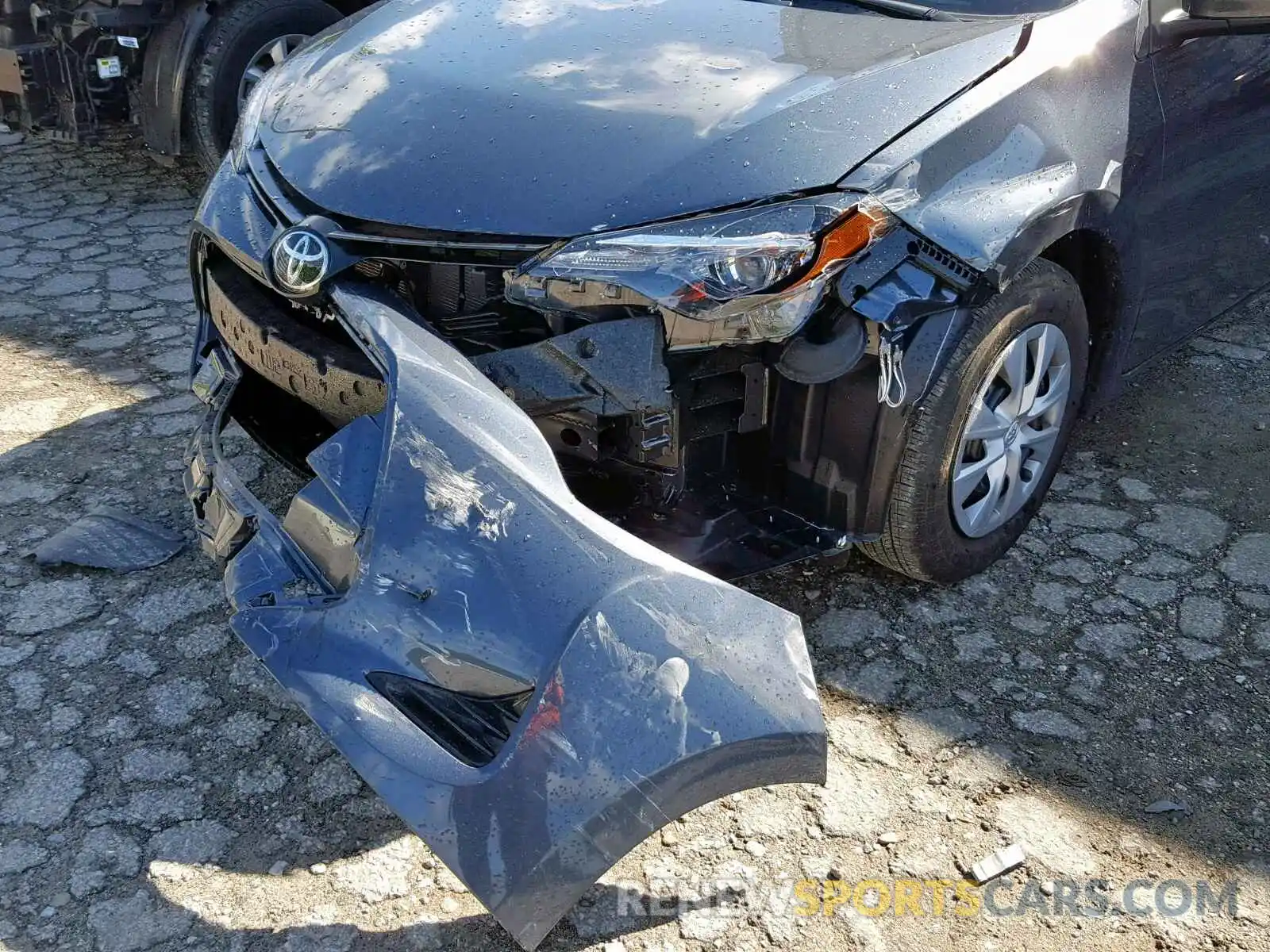 9 Photograph of a damaged car 2T1BURHE3KC217133 TOYOTA COROLLA 2019