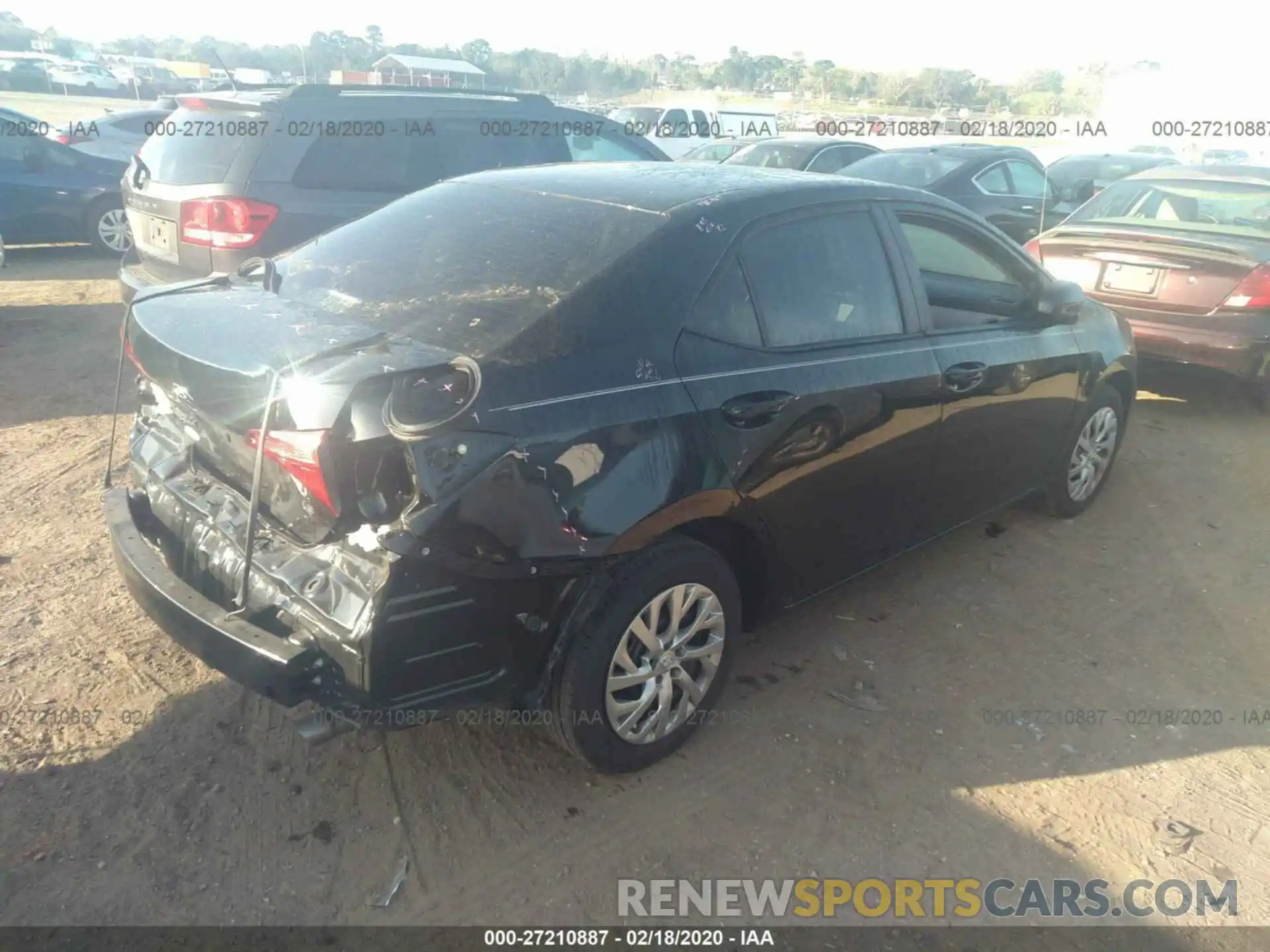 4 Photograph of a damaged car 2T1BURHE3KC217164 TOYOTA COROLLA 2019