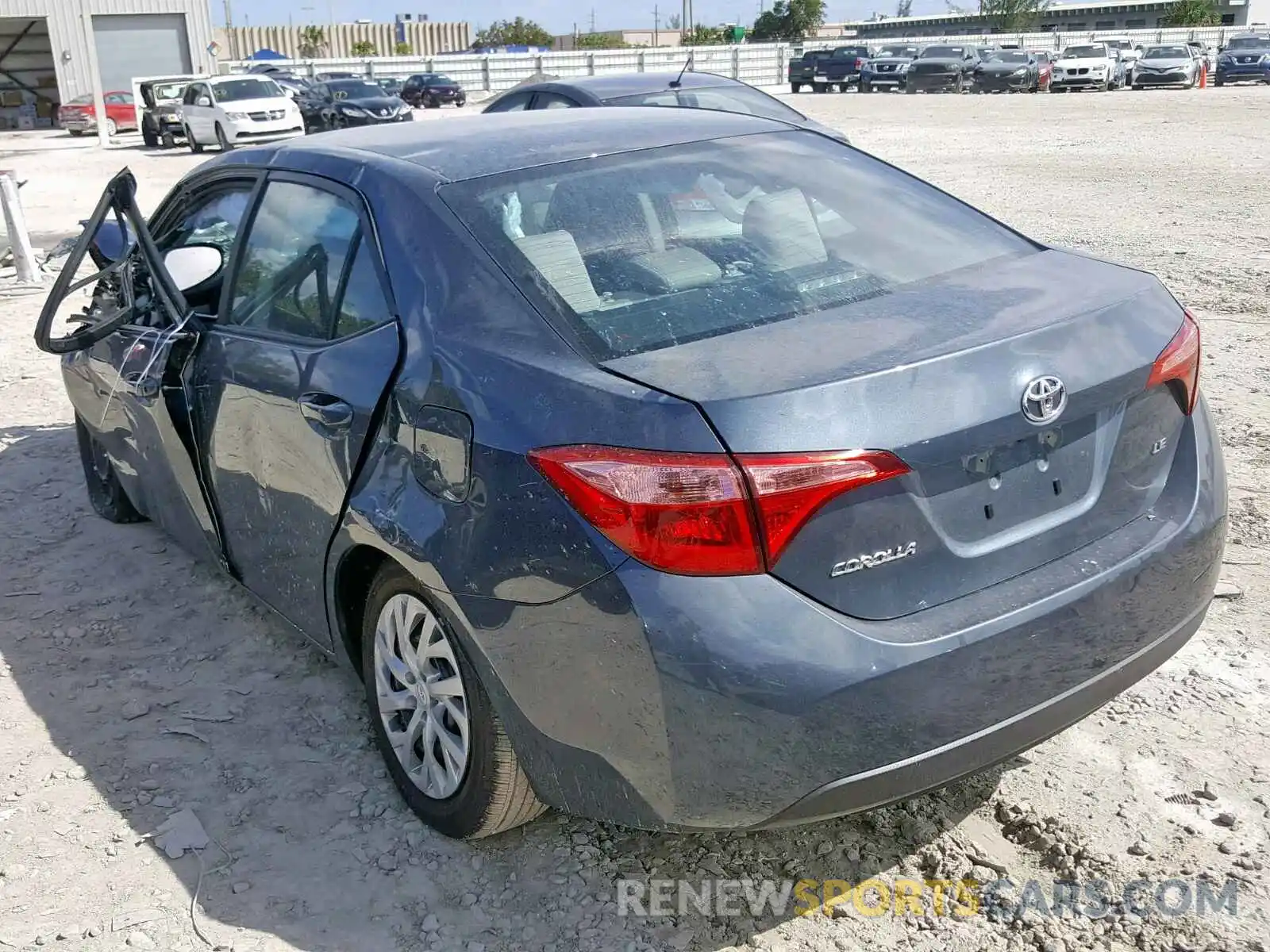 3 Photograph of a damaged car 2T1BURHE3KC217178 TOYOTA COROLLA 2019