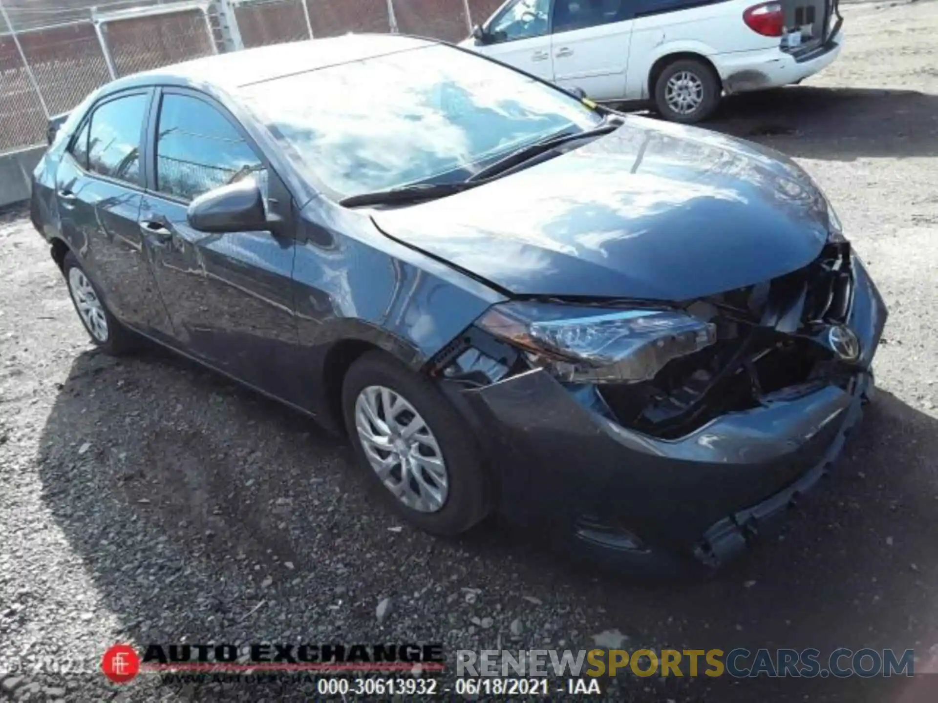 2 Photograph of a damaged car 2T1BURHE3KC217567 TOYOTA COROLLA 2019