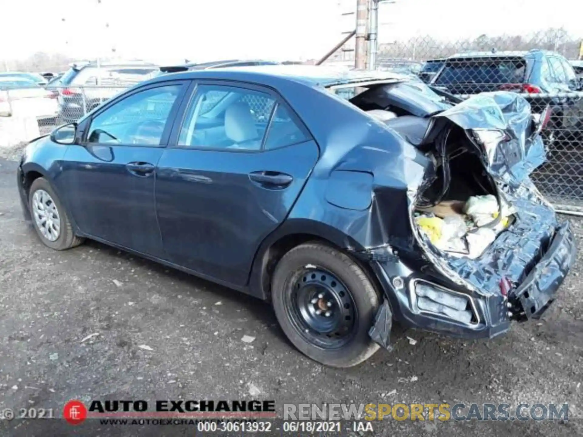 5 Photograph of a damaged car 2T1BURHE3KC217567 TOYOTA COROLLA 2019