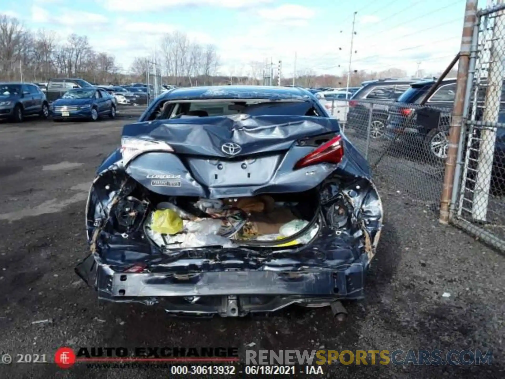 6 Photograph of a damaged car 2T1BURHE3KC217567 TOYOTA COROLLA 2019