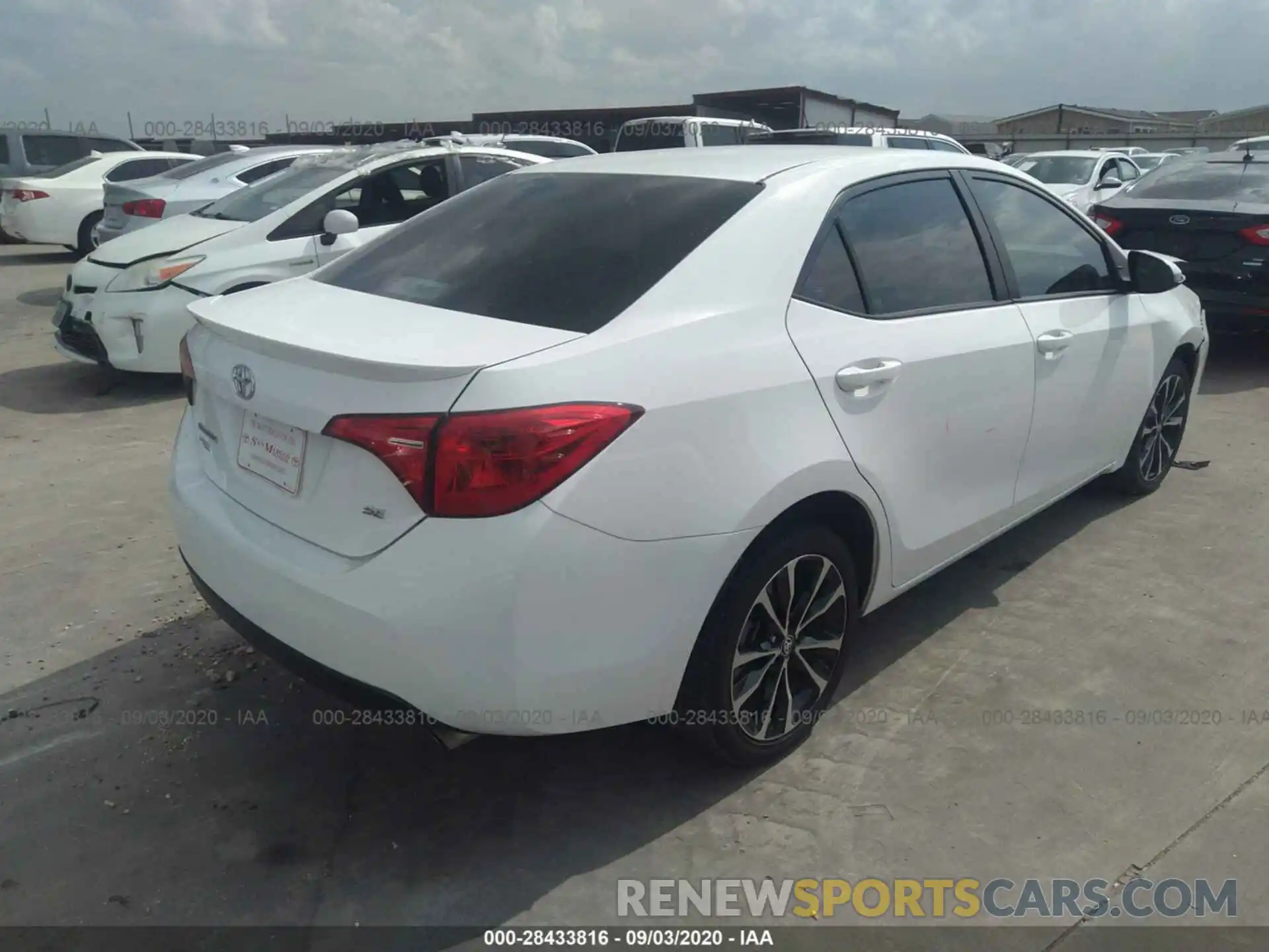 4 Photograph of a damaged car 2T1BURHE3KC217911 TOYOTA COROLLA 2019