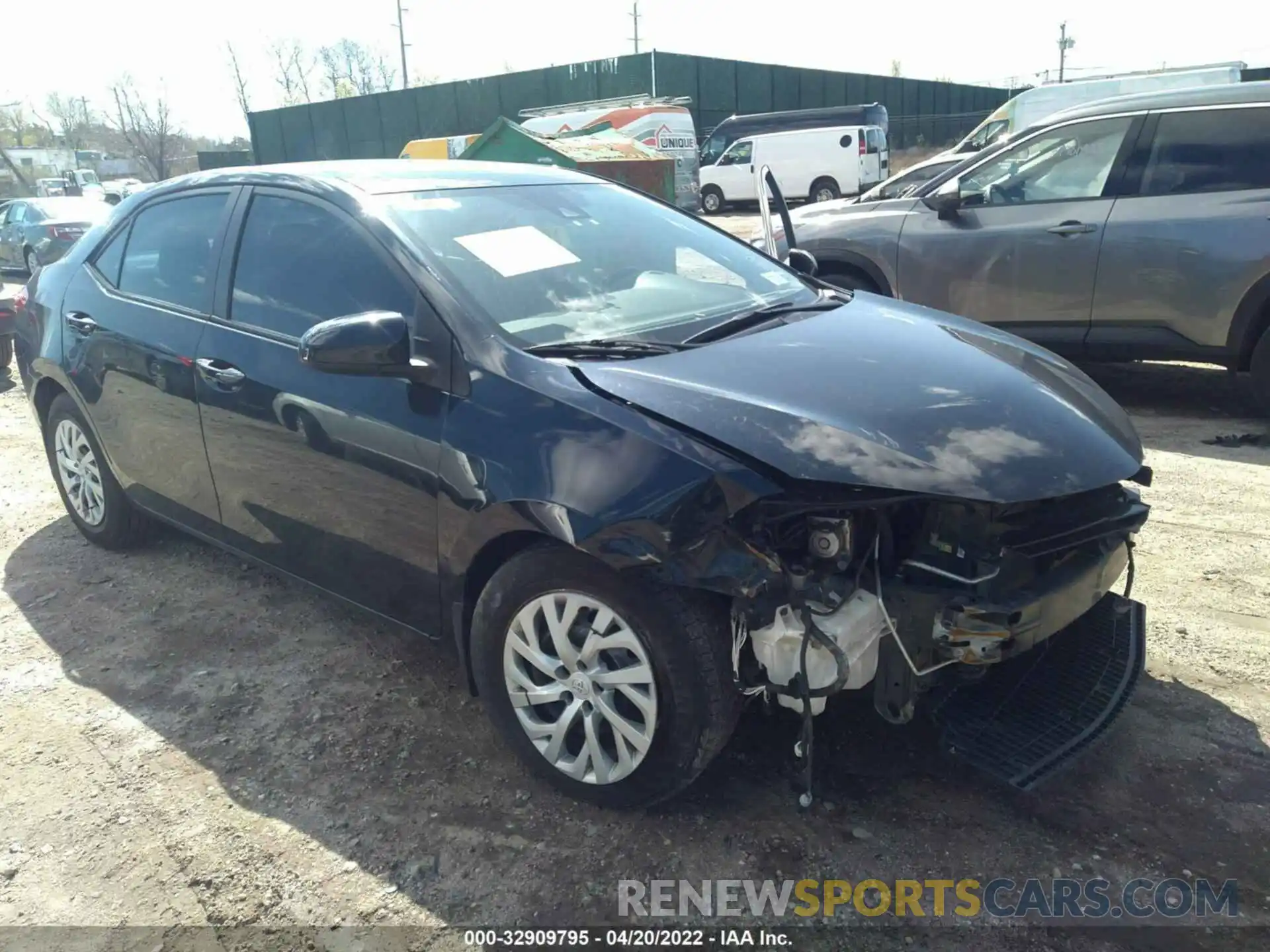 1 Photograph of a damaged car 2T1BURHE3KC218153 TOYOTA COROLLA 2019