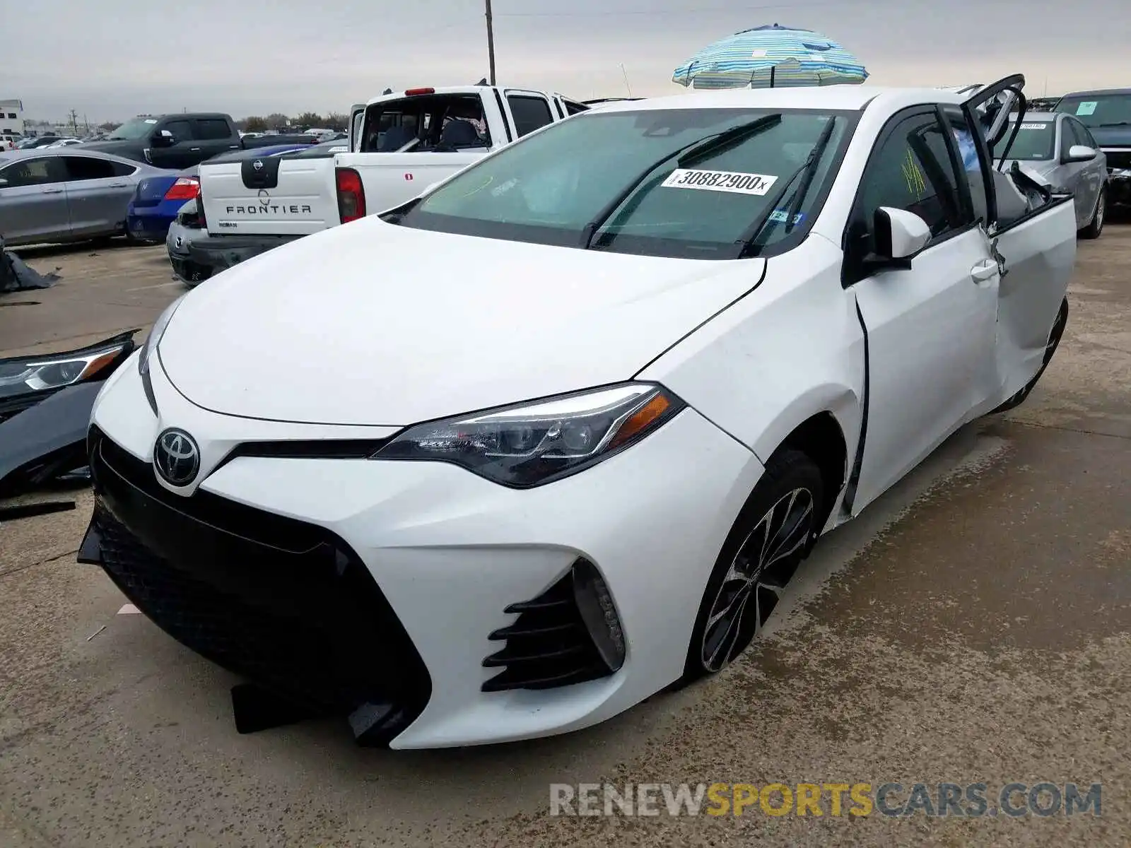 2 Photograph of a damaged car 2T1BURHE3KC219075 TOYOTA COROLLA 2019