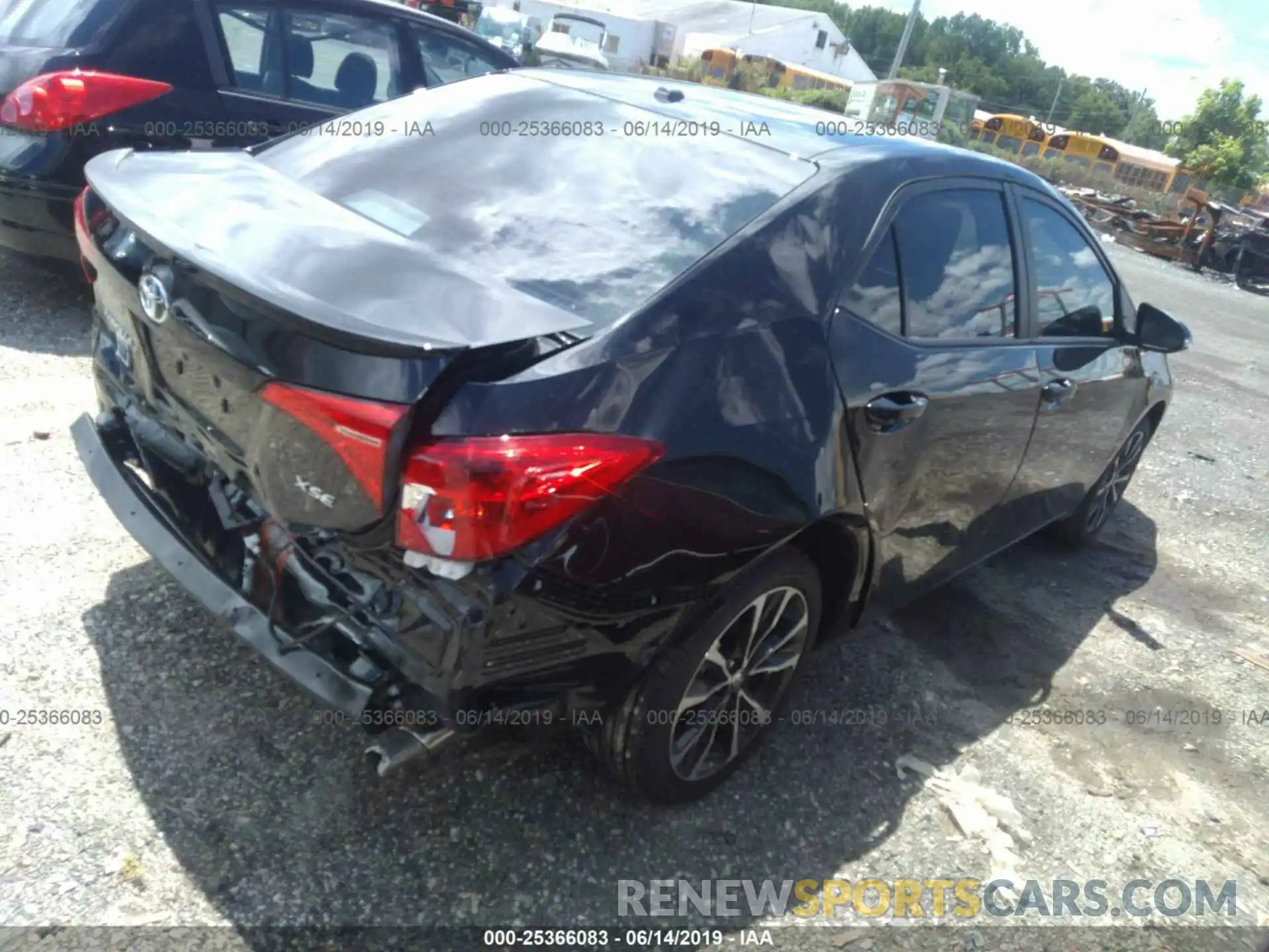 4 Photograph of a damaged car 2T1BURHE3KC219982 TOYOTA COROLLA 2019