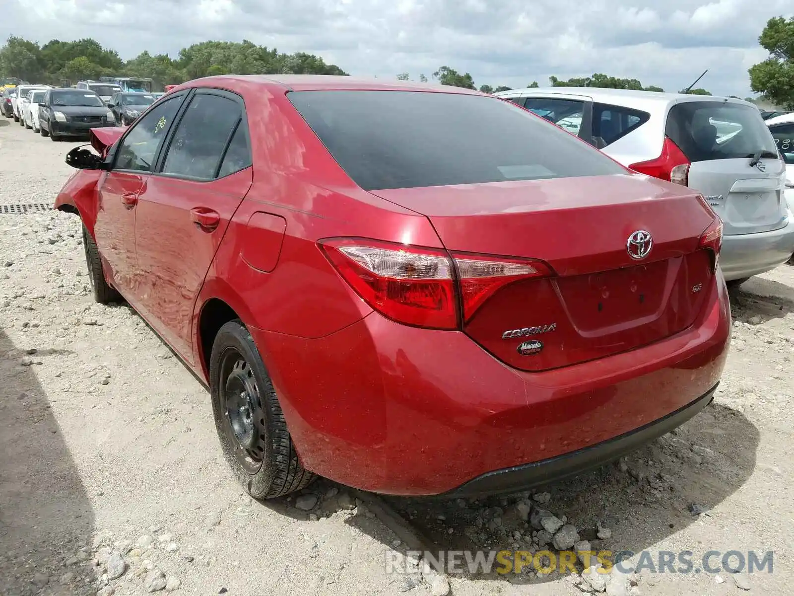 3 Photograph of a damaged car 2T1BURHE3KC220713 TOYOTA COROLLA 2019