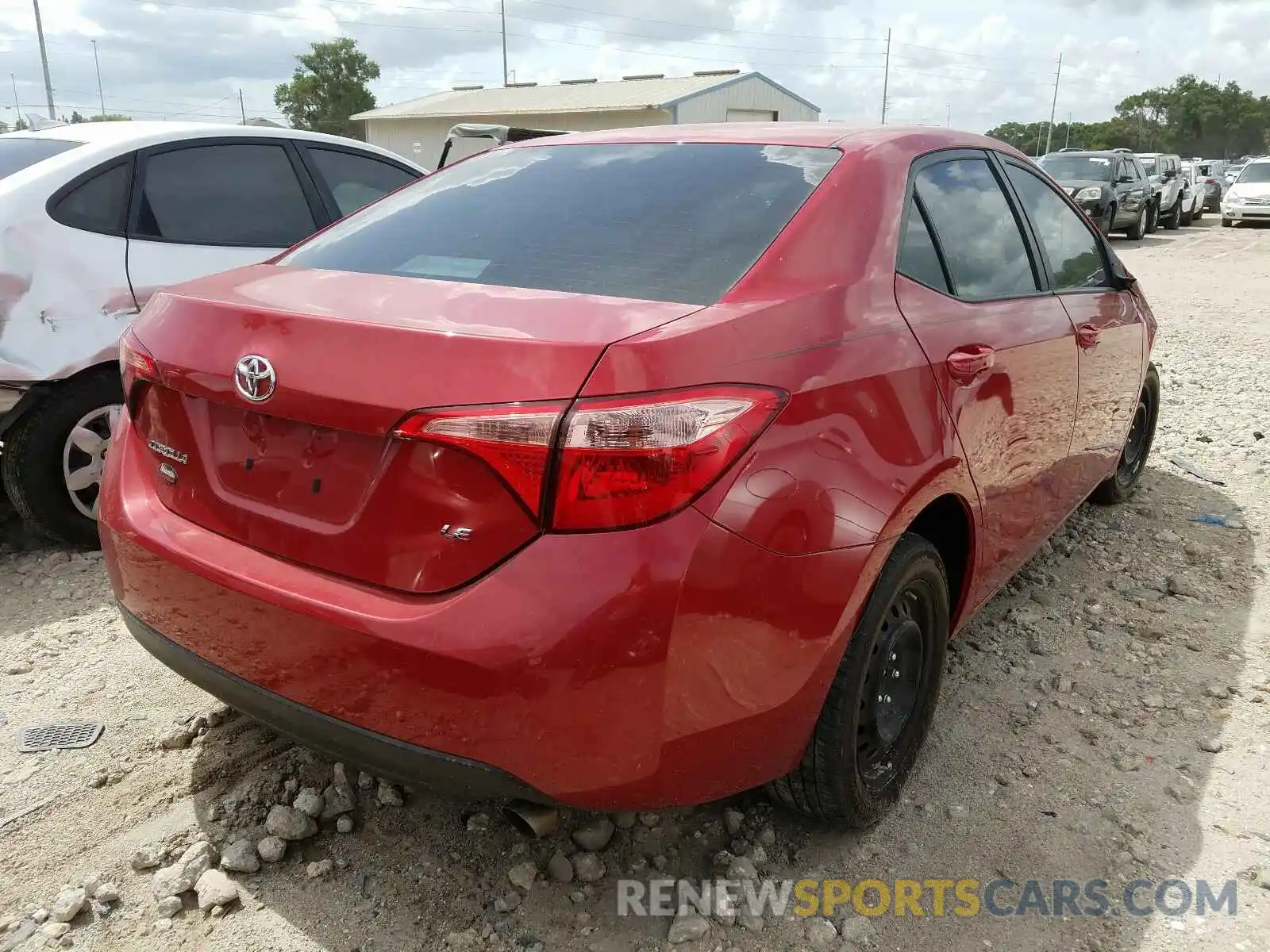 4 Photograph of a damaged car 2T1BURHE3KC220713 TOYOTA COROLLA 2019