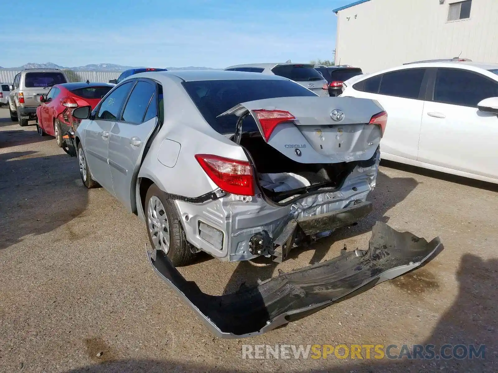 3 Photograph of a damaged car 2T1BURHE3KC220923 TOYOTA COROLLA 2019