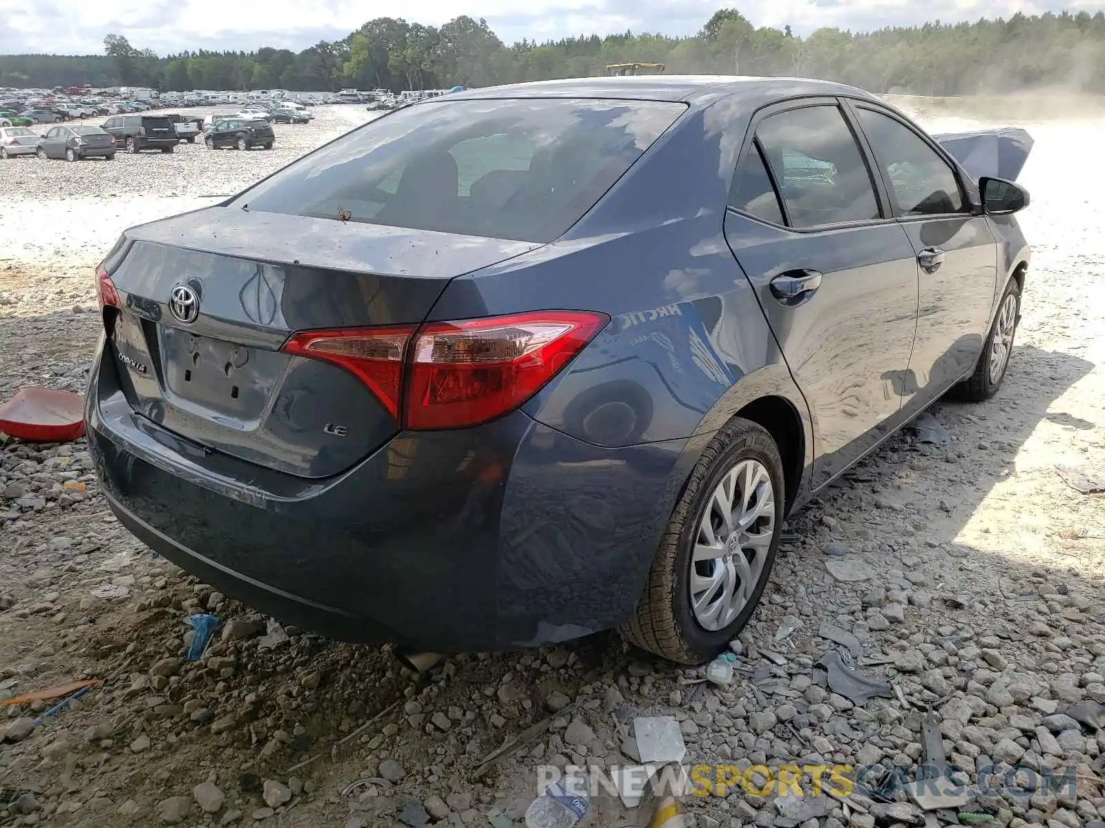 4 Photograph of a damaged car 2T1BURHE3KC221313 TOYOTA COROLLA 2019