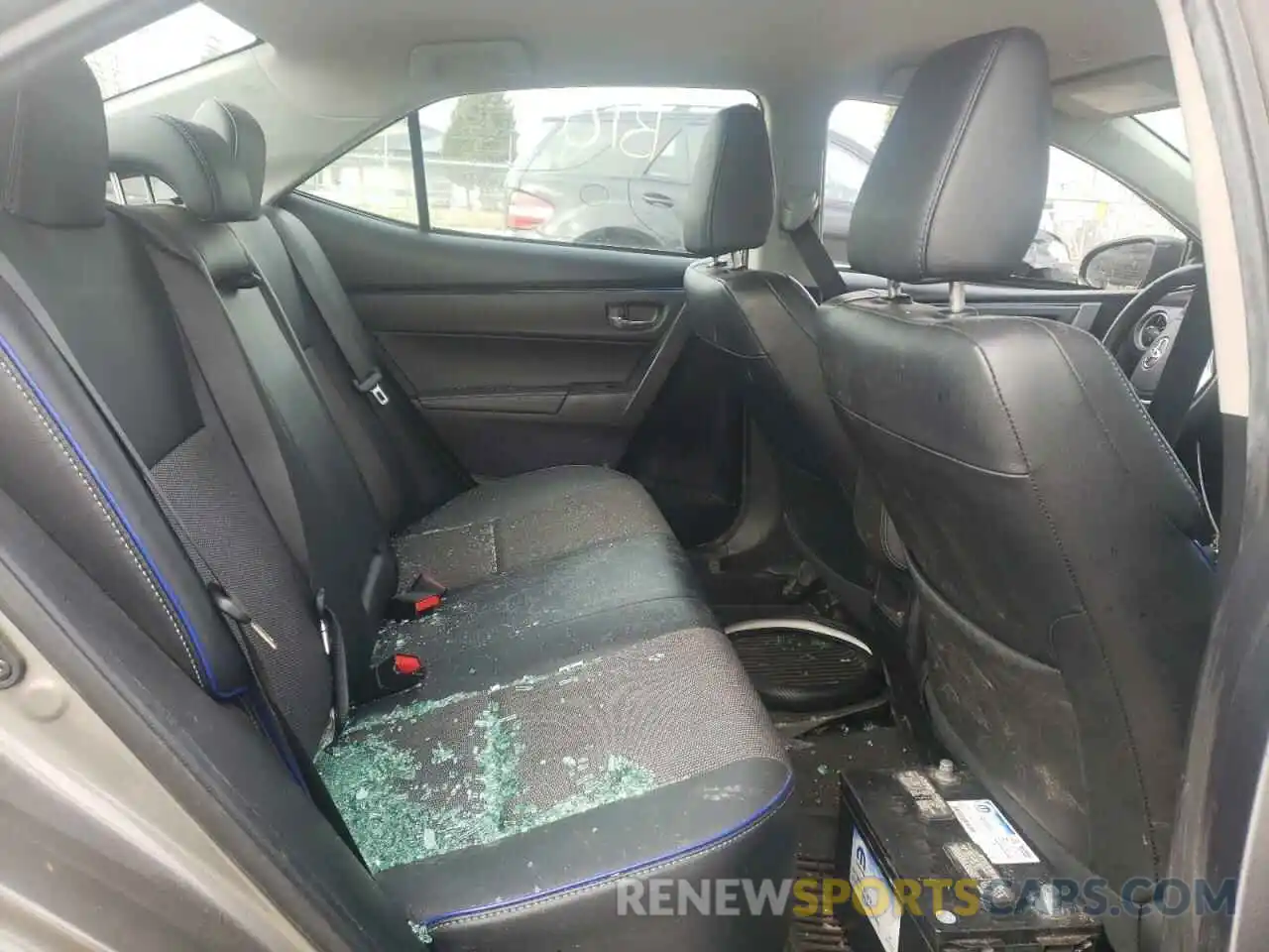 6 Photograph of a damaged car 2T1BURHE3KC221523 TOYOTA COROLLA 2019