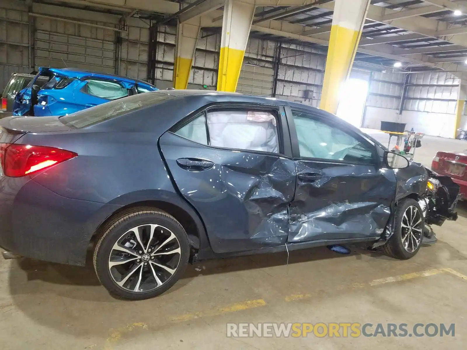 9 Photograph of a damaged car 2T1BURHE3KC221554 TOYOTA COROLLA 2019