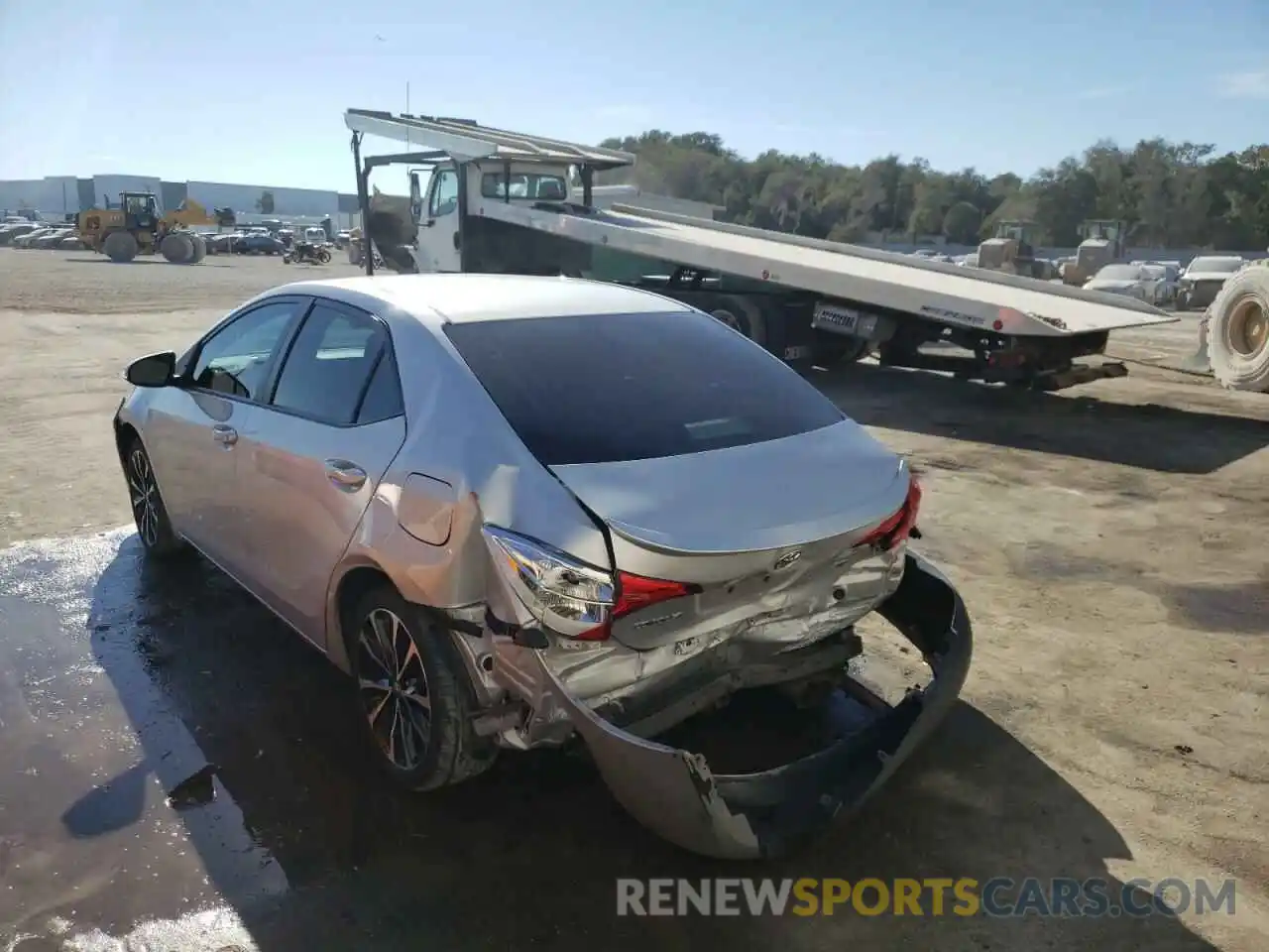 3 Photograph of a damaged car 2T1BURHE3KC222753 TOYOTA COROLLA 2019