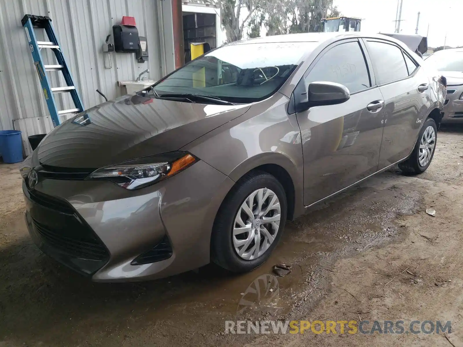 2 Photograph of a damaged car 2T1BURHE3KC222820 TOYOTA COROLLA 2019