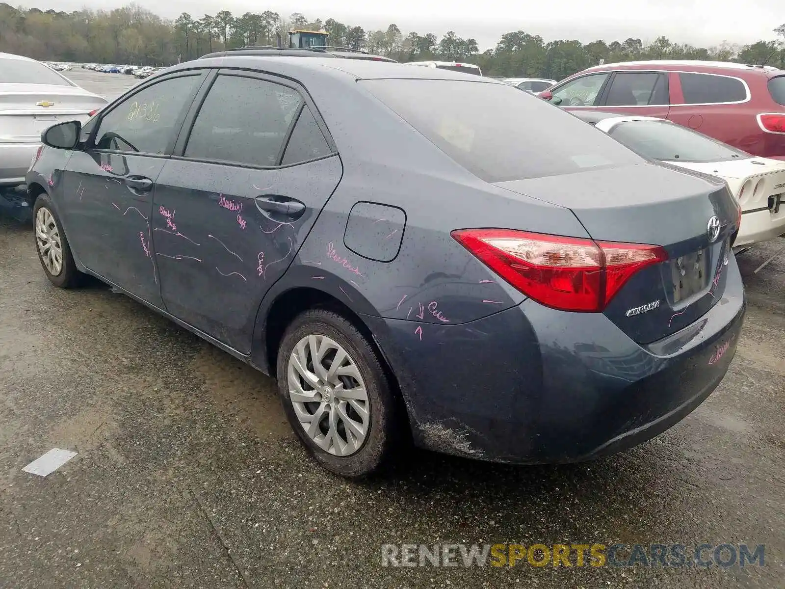 3 Photograph of a damaged car 2T1BURHE3KC223000 TOYOTA COROLLA 2019