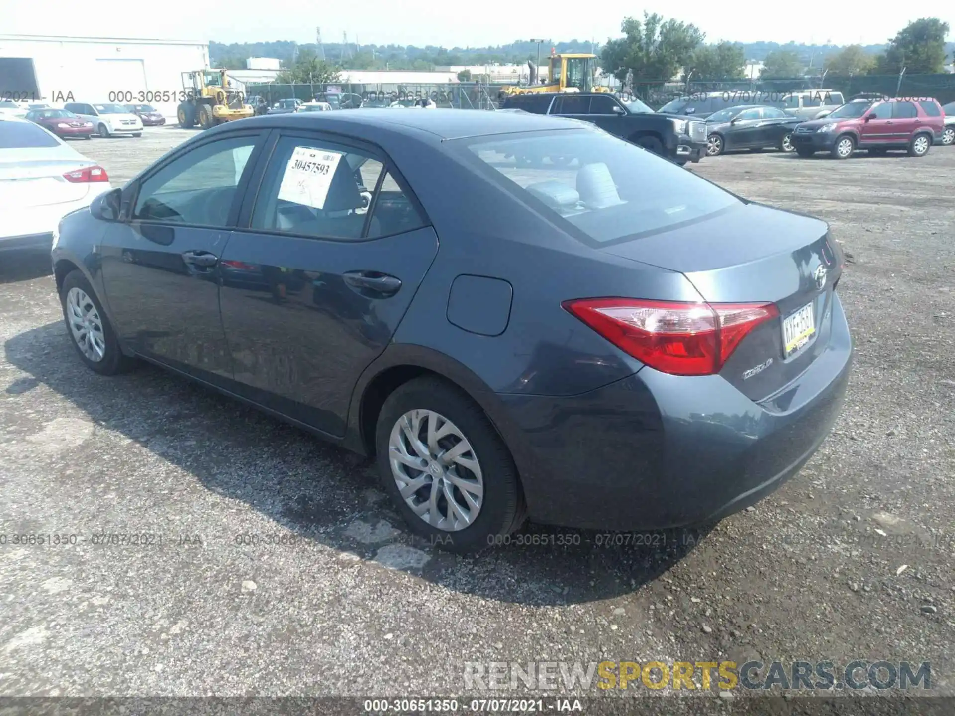 3 Photograph of a damaged car 2T1BURHE3KC223384 TOYOTA COROLLA 2019