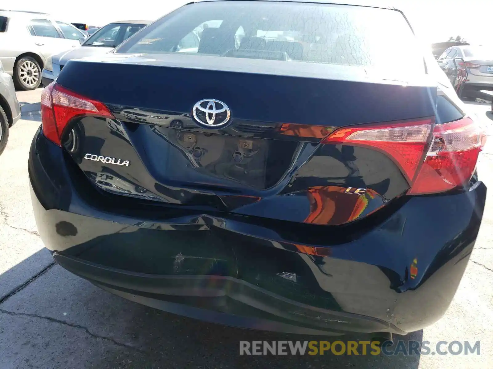 9 Photograph of a damaged car 2T1BURHE3KC223966 TOYOTA COROLLA 2019